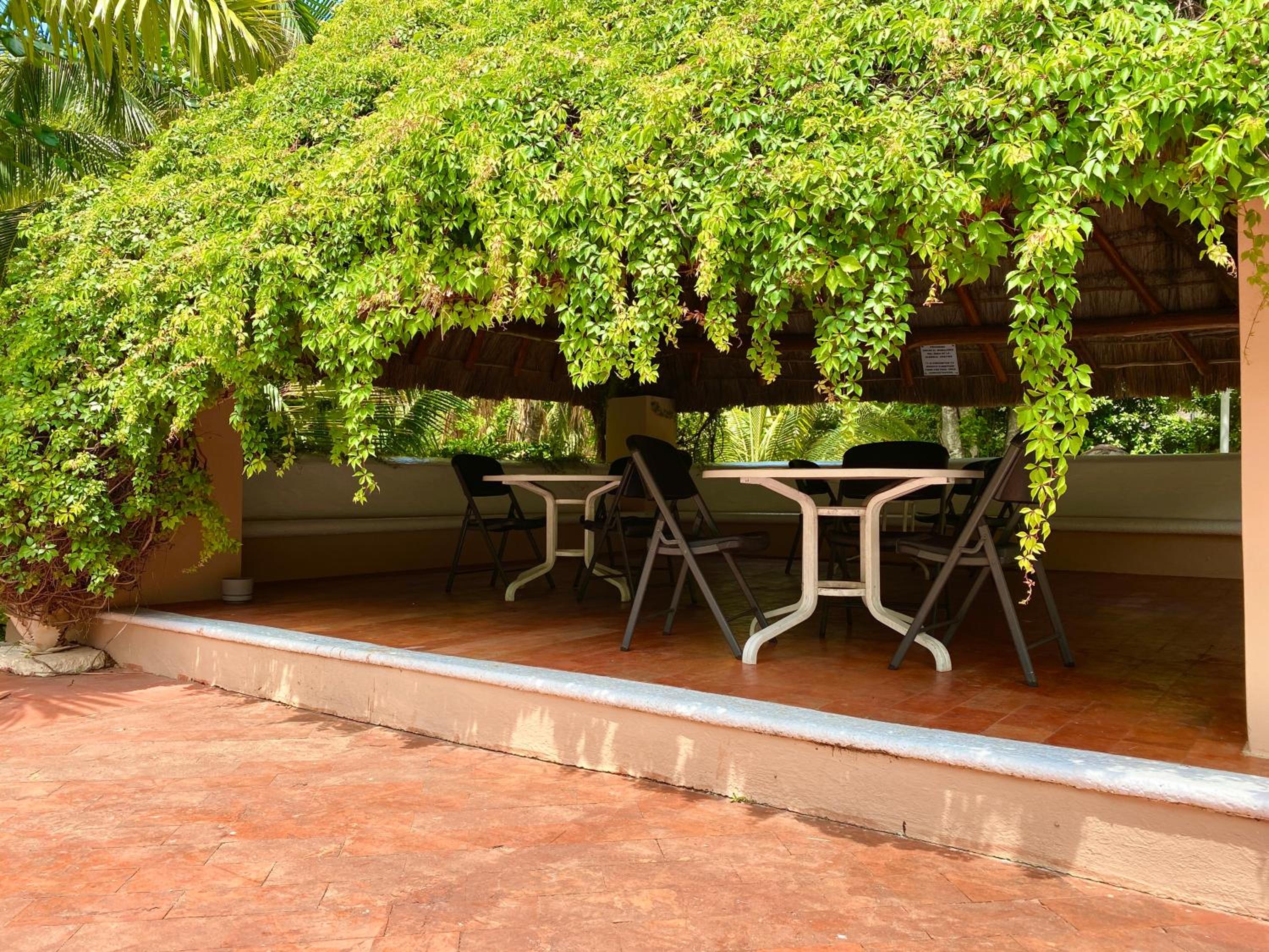 Villas Tropical By Andiani