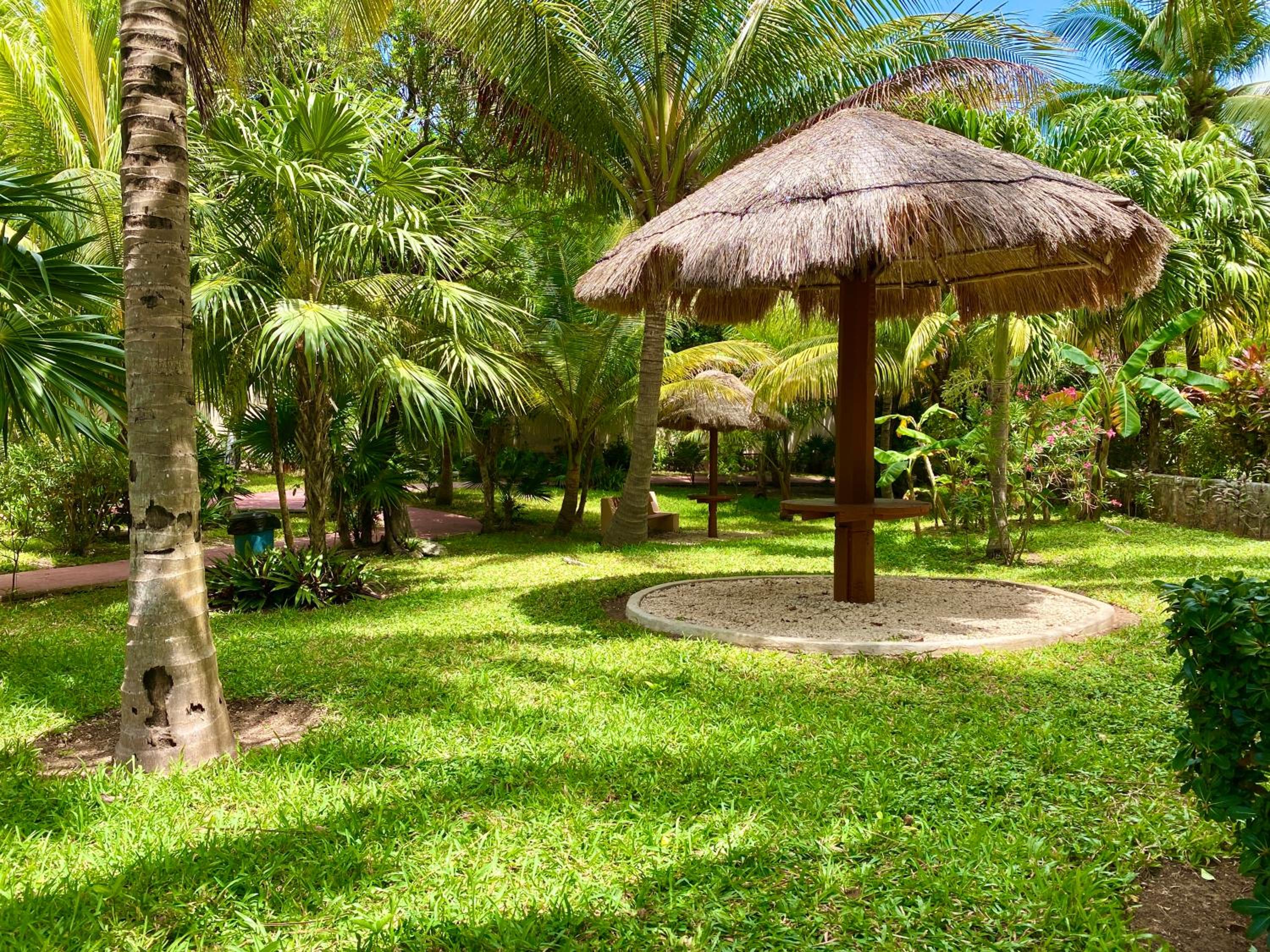 Villas Tropical By Andiani