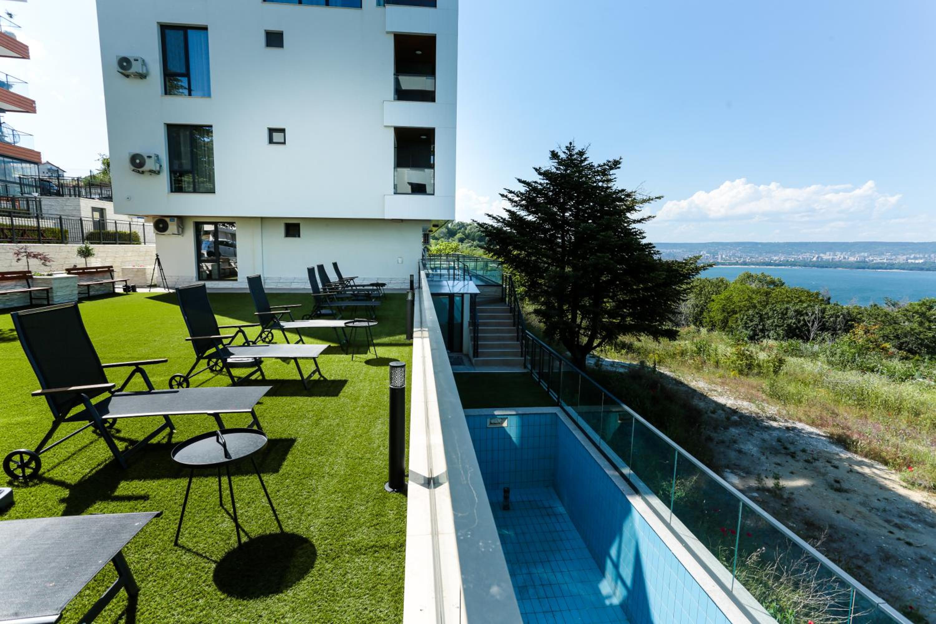 Saint George apartments