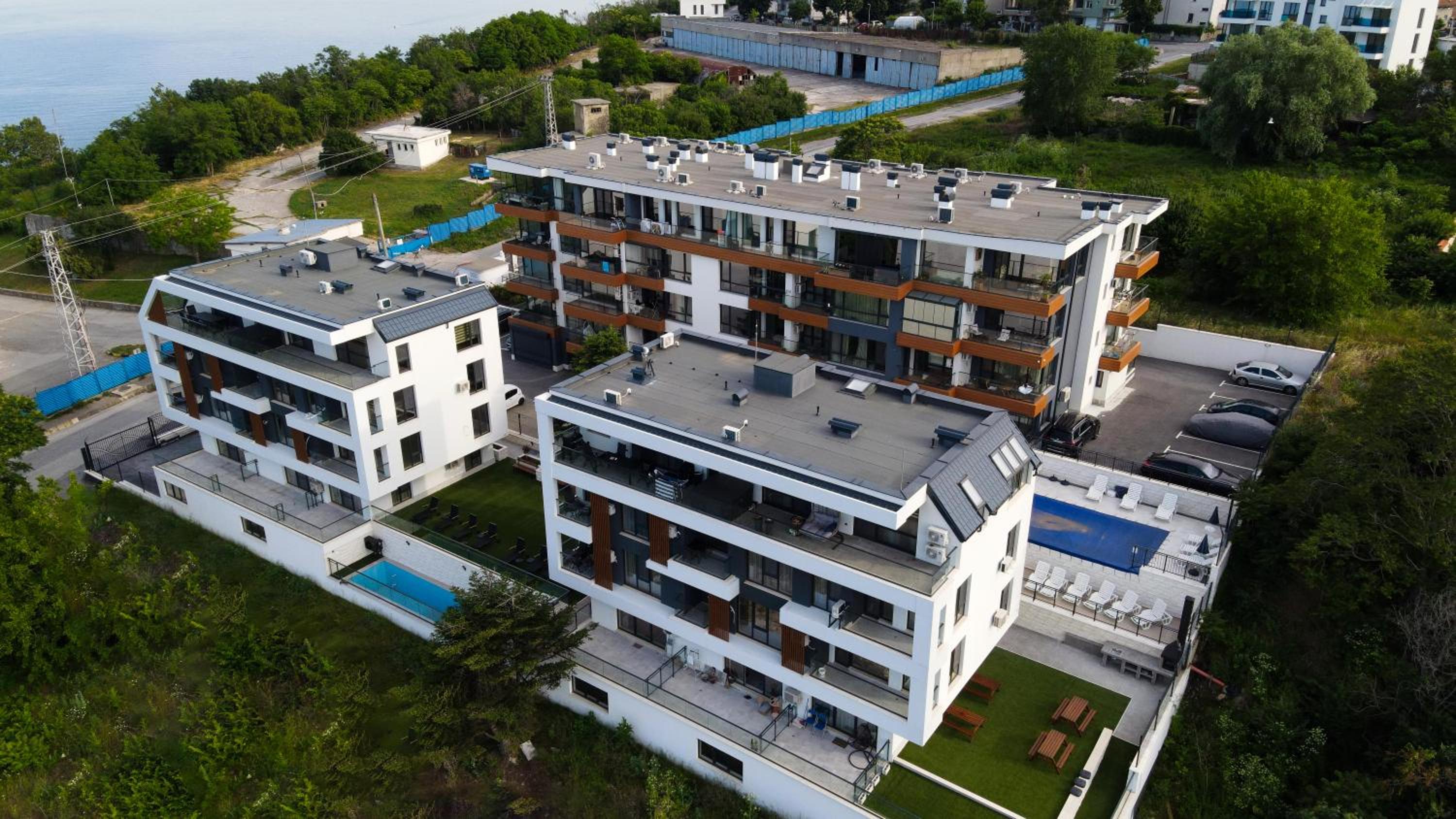 Saint George apartments
