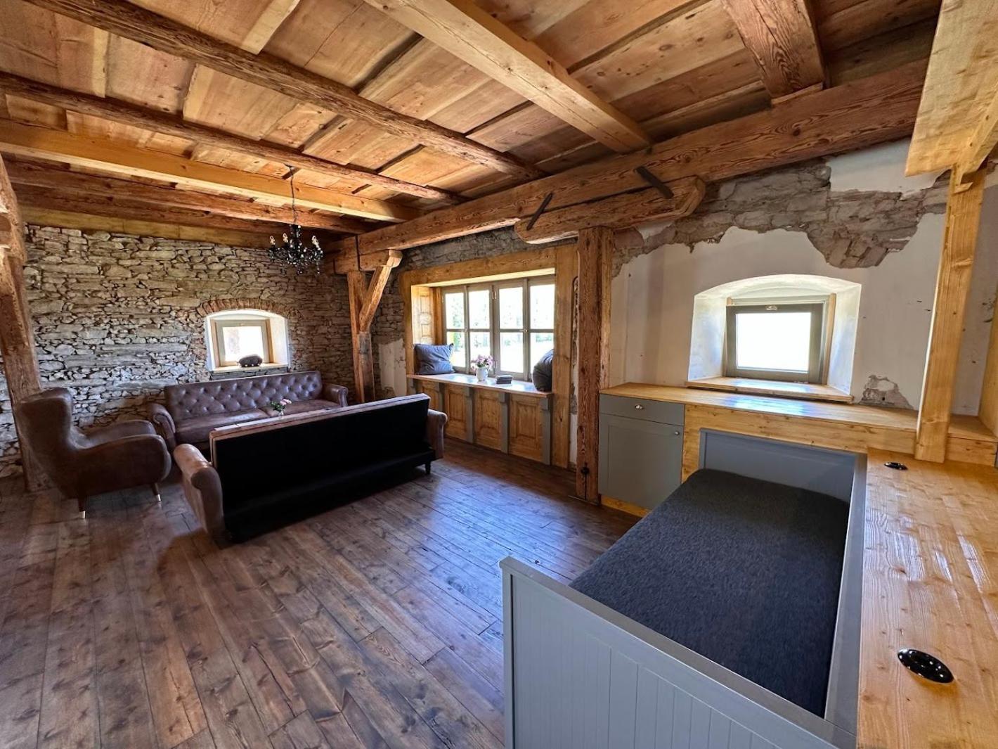 Farma Bláto - Apartmány Sýpka a glamping