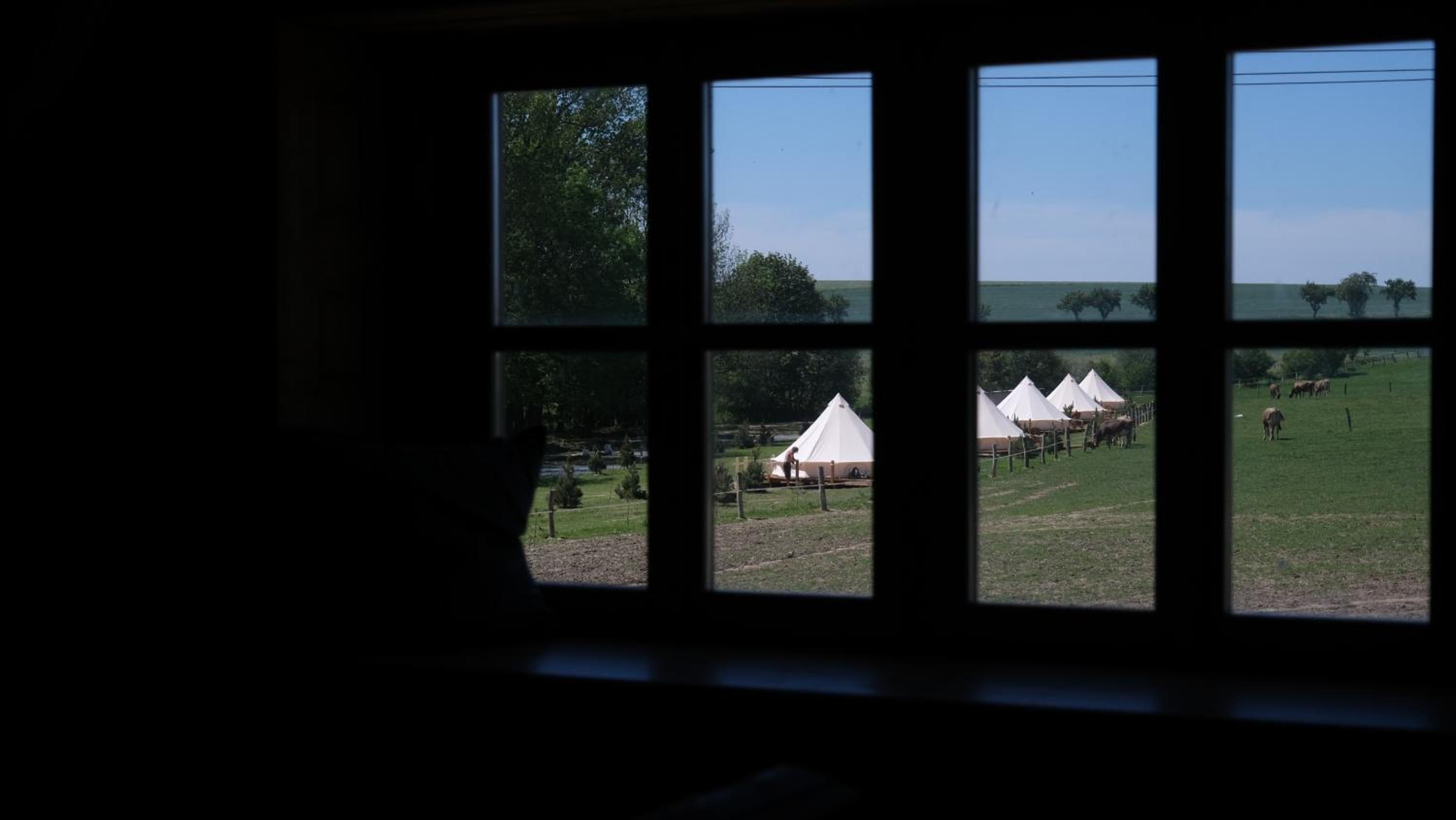 Farma Bláto - Apartmány Sýpka a glamping