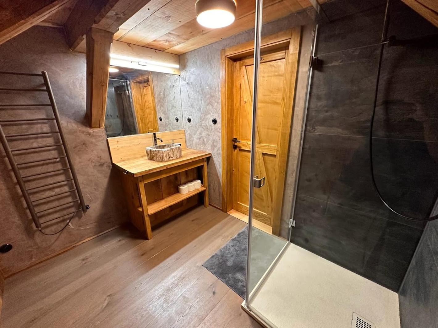 Farma Bláto - Apartmány Sýpka a glamping
