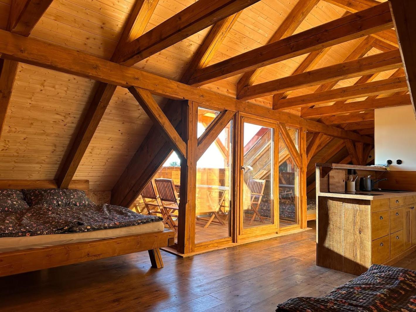 Farma Bláto - Apartmány Sýpka a glamping