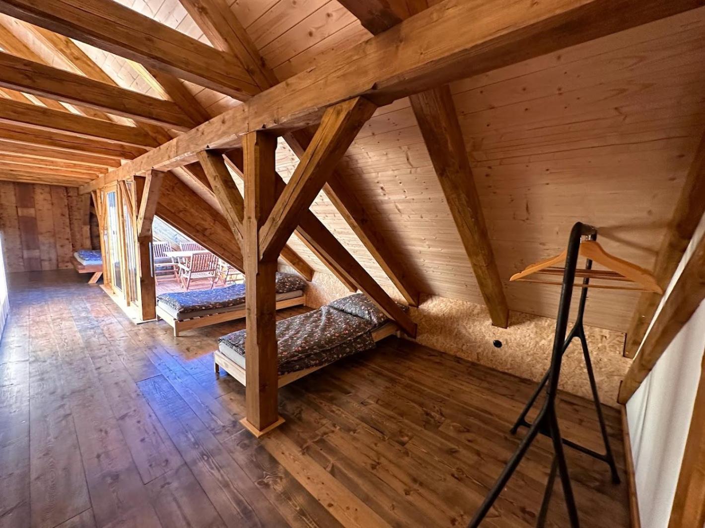 Farma Bláto - Apartmány Sýpka a glamping
