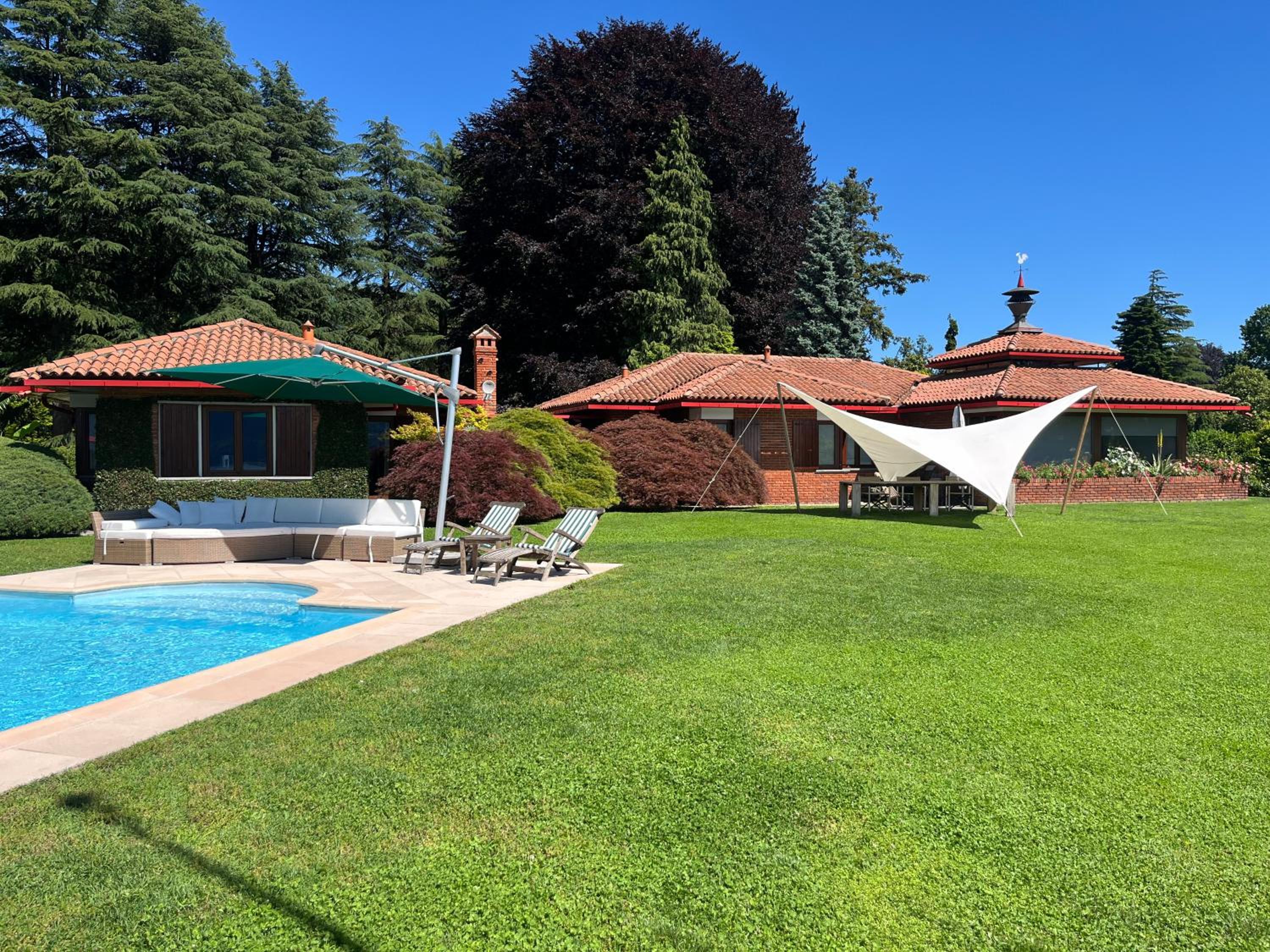 Villa Rossa - Capitol Lifestyle Villas