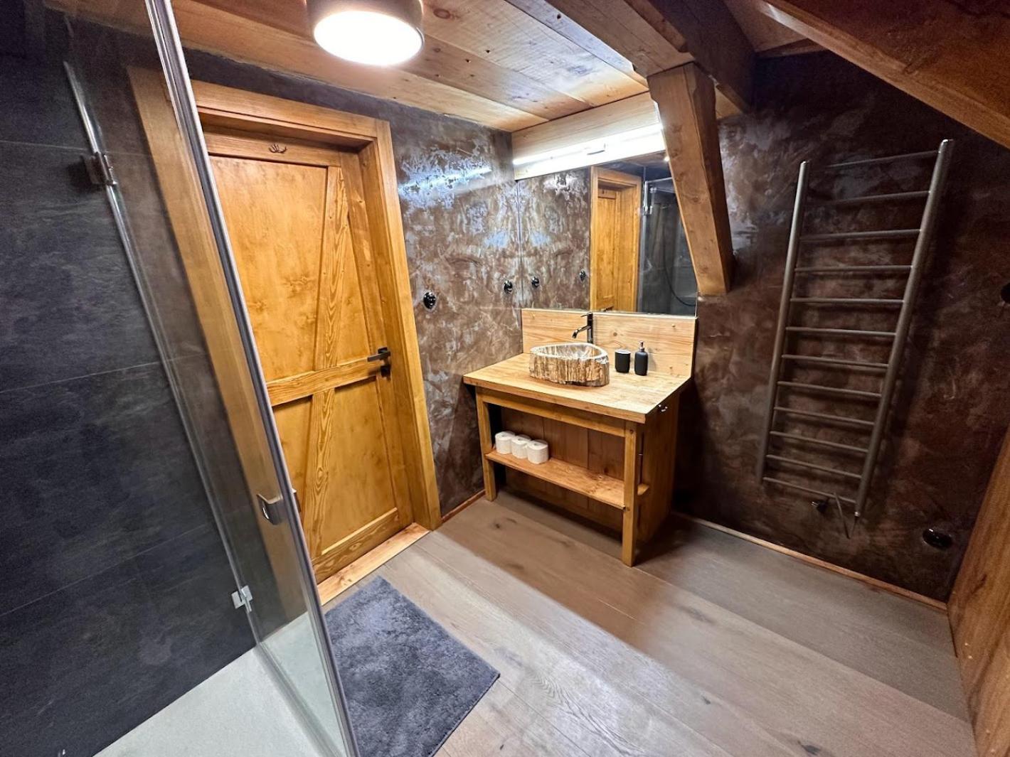 Farma Bláto - Apartmány Sýpka a glamping