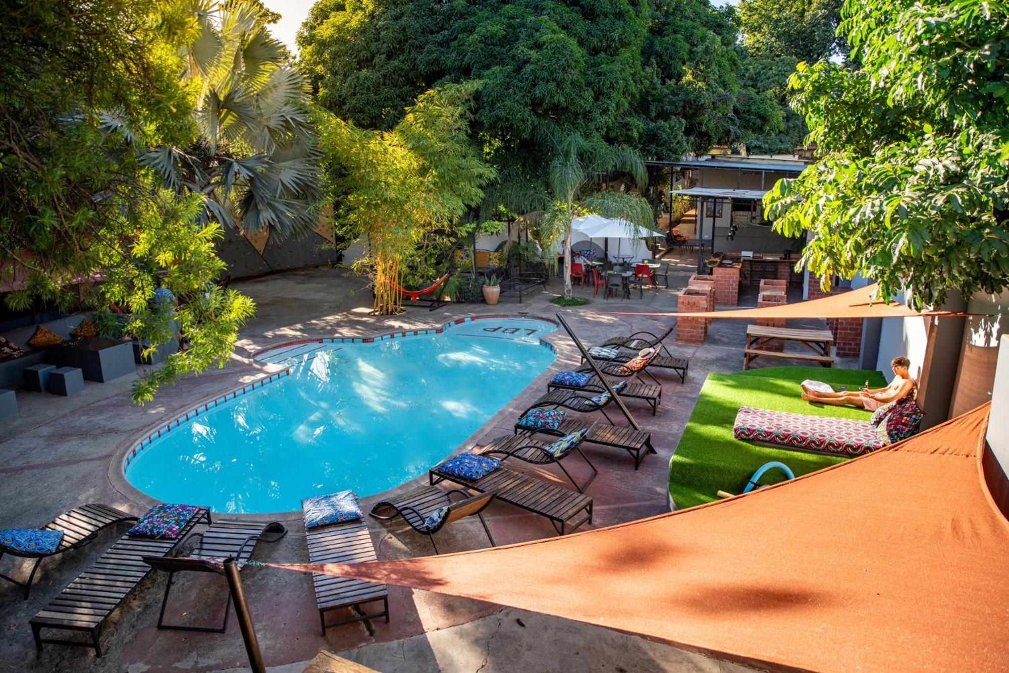 Victoria Falls Backpackers Zambia & Activity centre