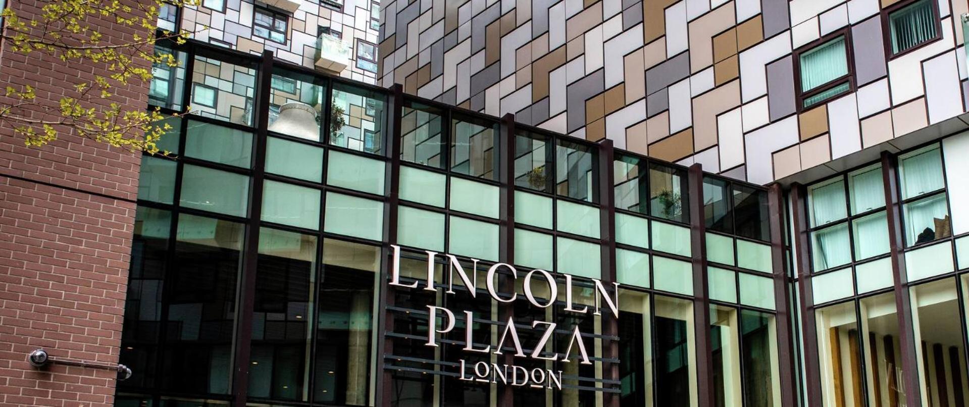 Modern Two Bed Serviced Accommodation in London Canary Wharf - Perfect for Long Stay, Business, Leisure and Relocations