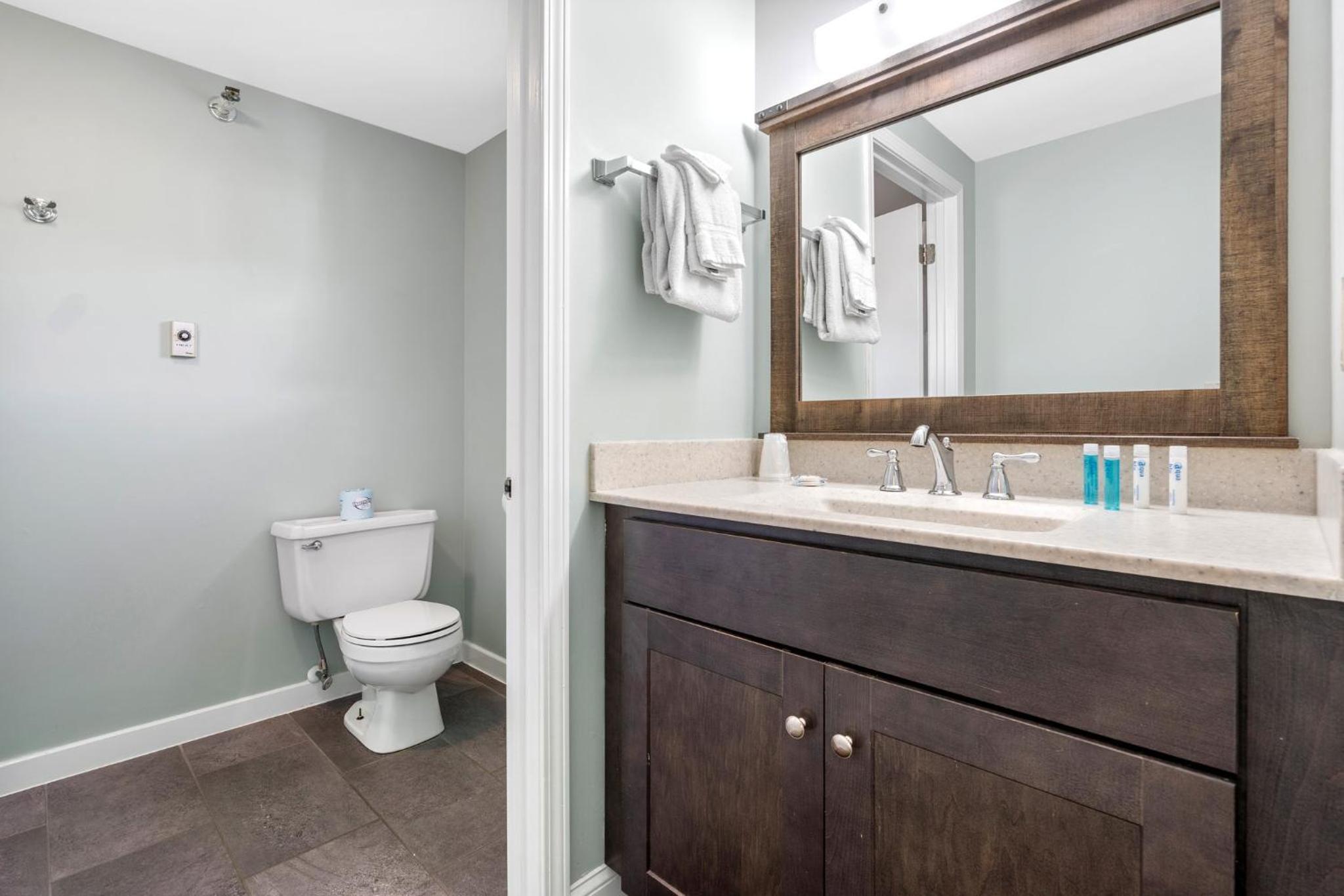 The Lighthouse Inn & Suites