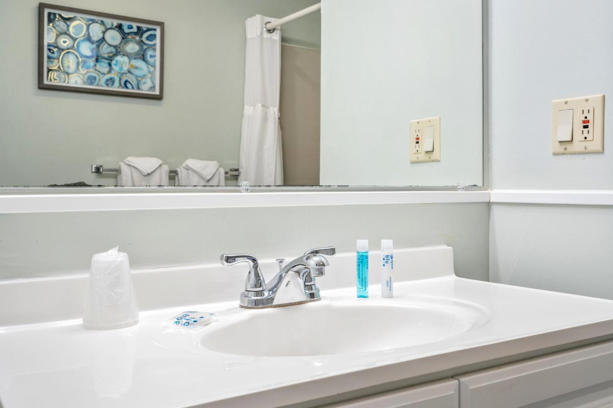The Lighthouse Inn & Suites