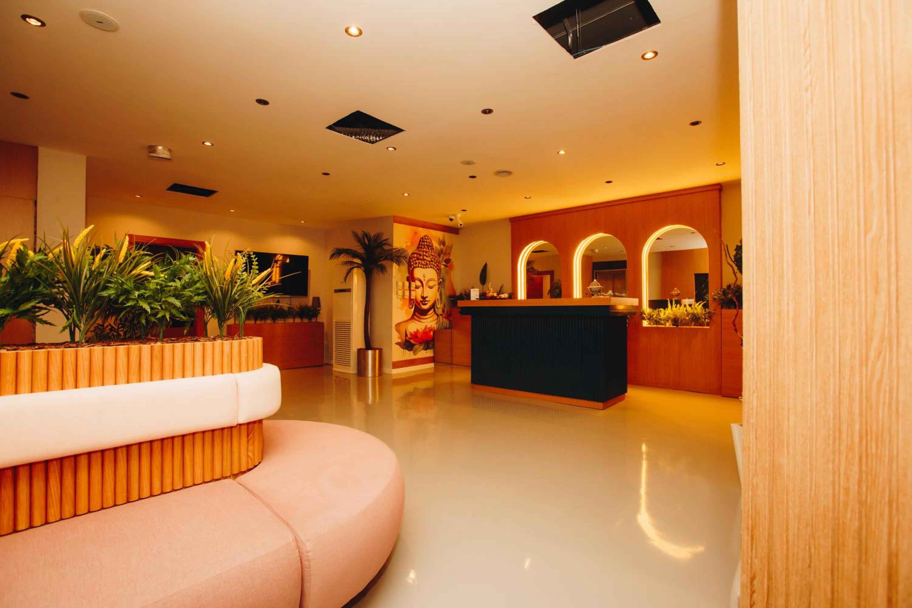 Double Bond Hotel Spa - Image 25