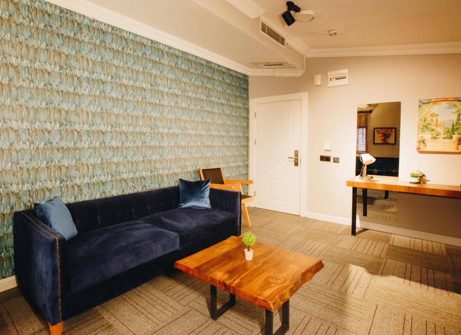 Double Bond Hotel Spa - Image 6