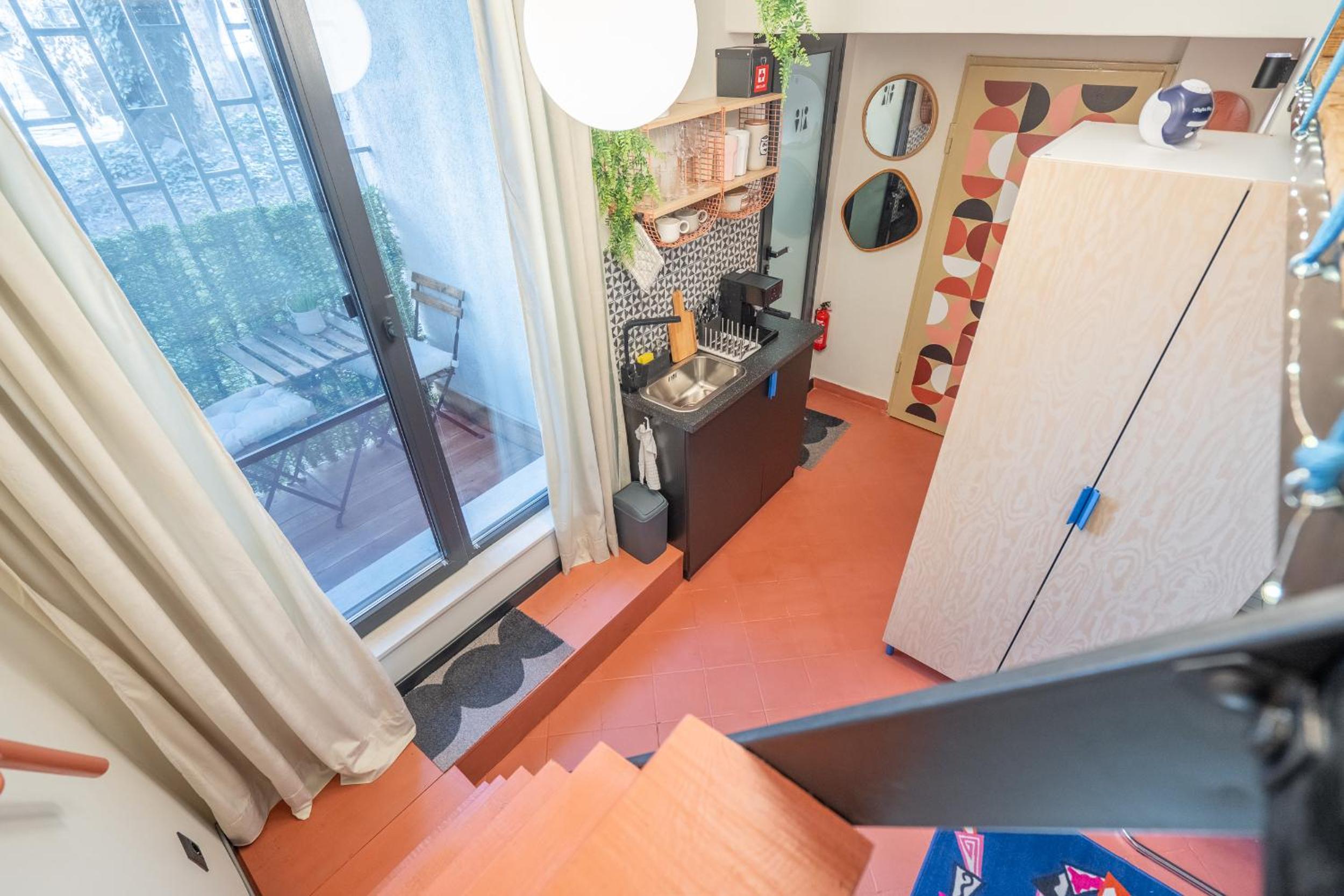hotel room