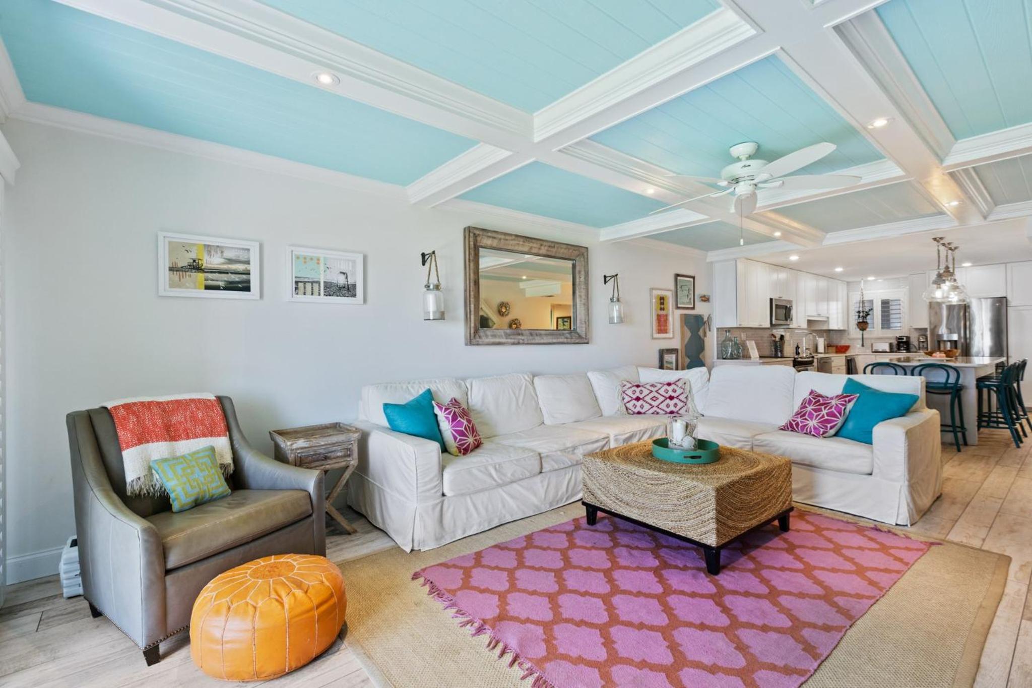 Surfs Up at Southeaster: Luxe Ocean View Beach Escape E106 view 3