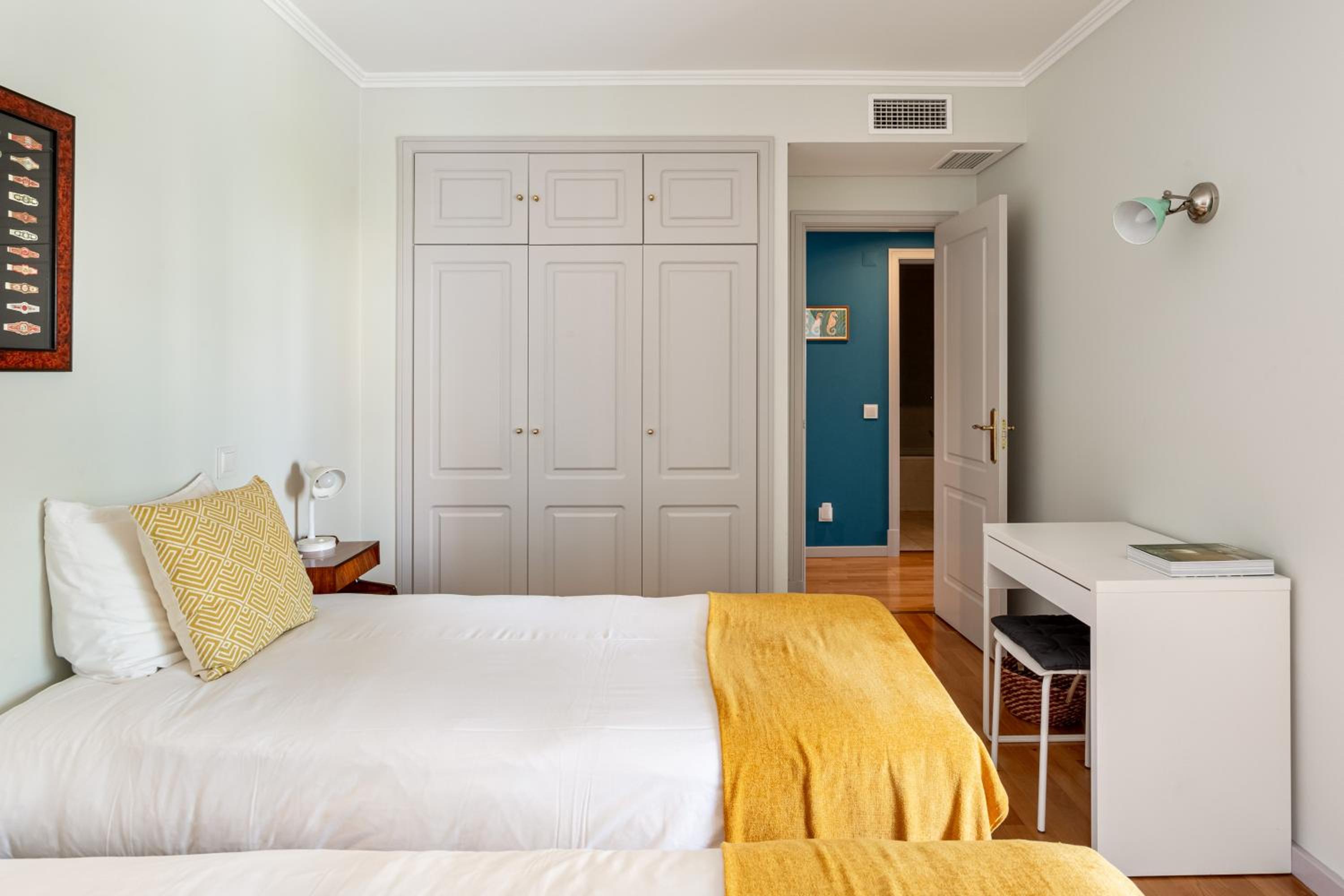 Saldanha City Retreat 2BR & Parking by Host For Us view 5