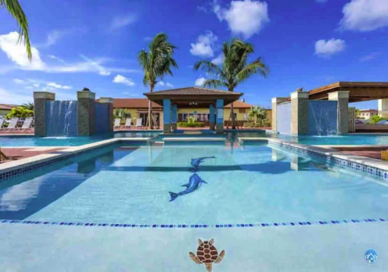 Sea Turtle Apartment - 5 minute walk 2 Eagle Beach