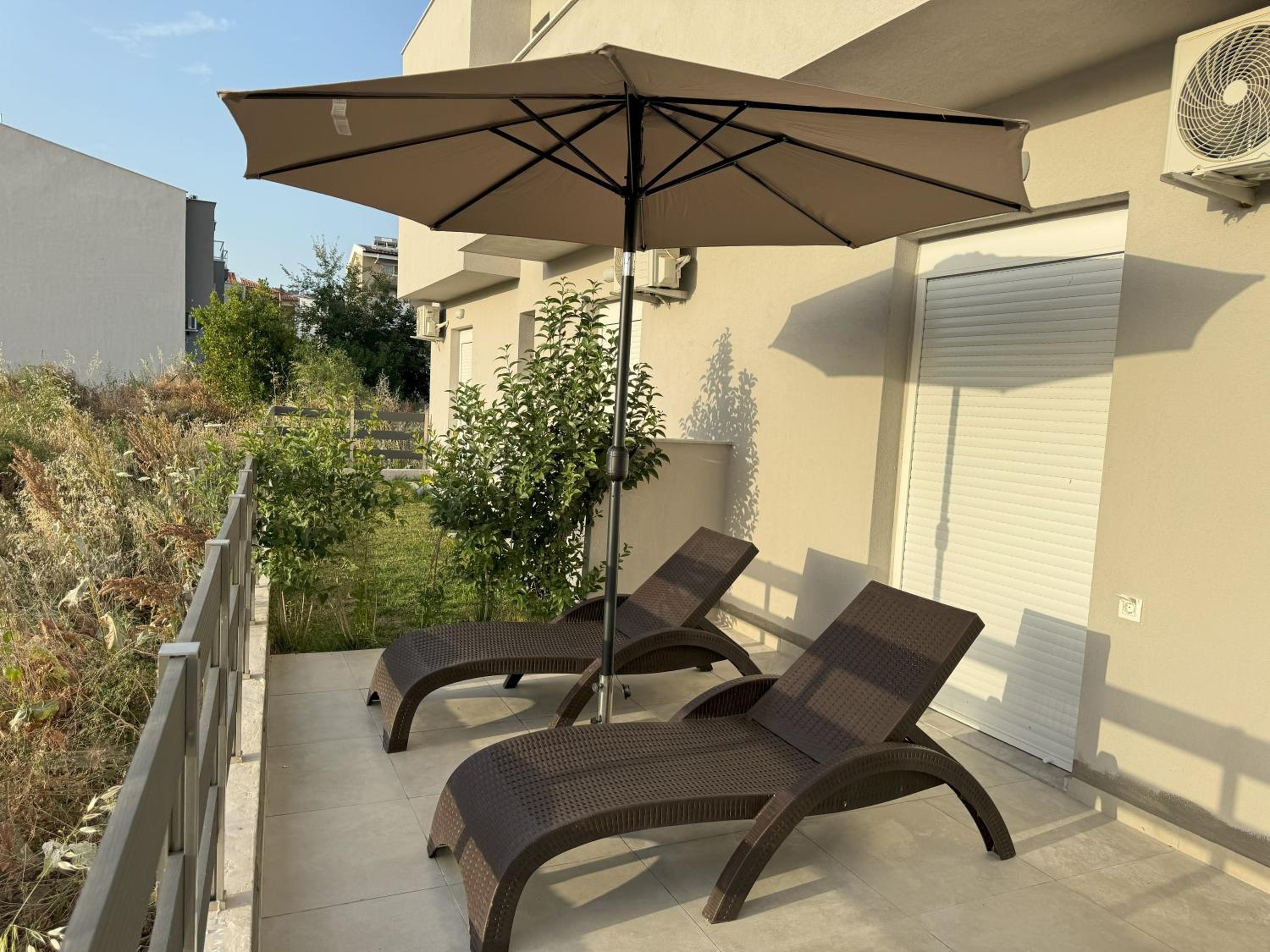 Nikiti Sunrise Apartments