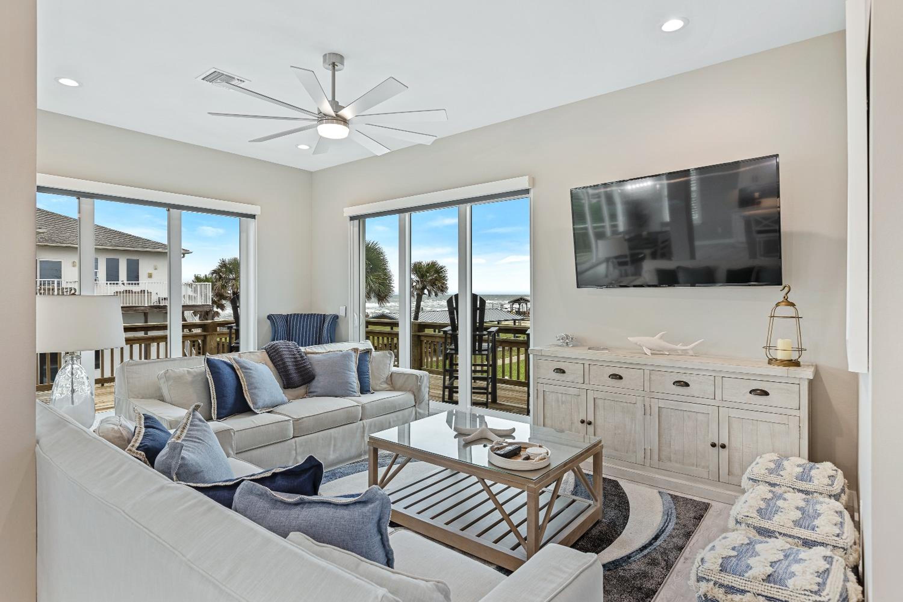 Ocean River View Pool Home Close to Amenities 6635T view 4