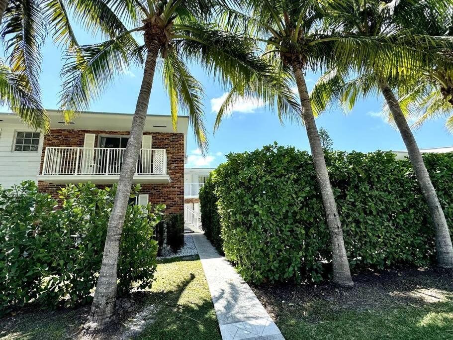 BRAND NEW! Lovely 1 Bedroom with Pool by the Beach