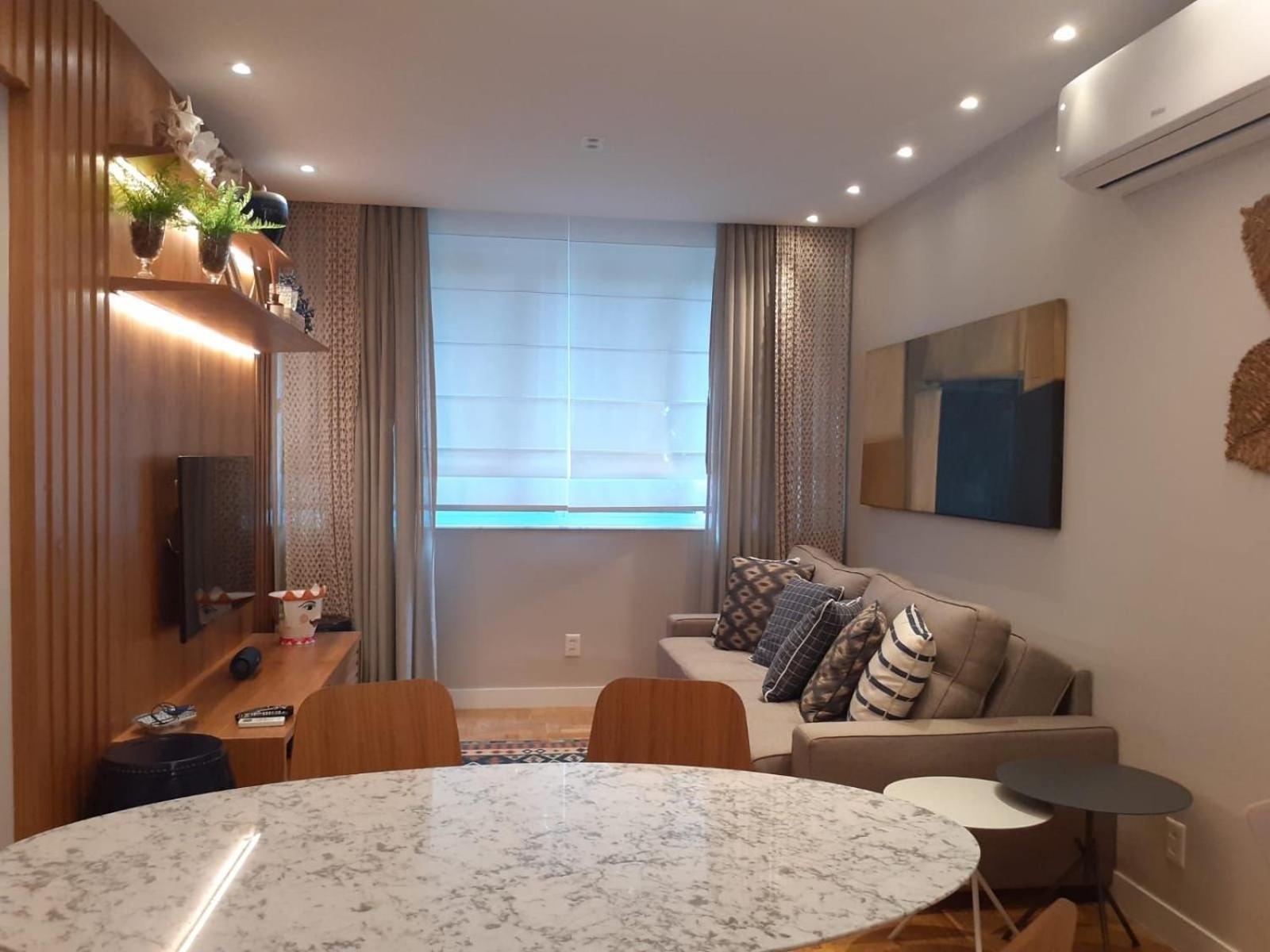 D.F. Apartamento encantador no Leblon!