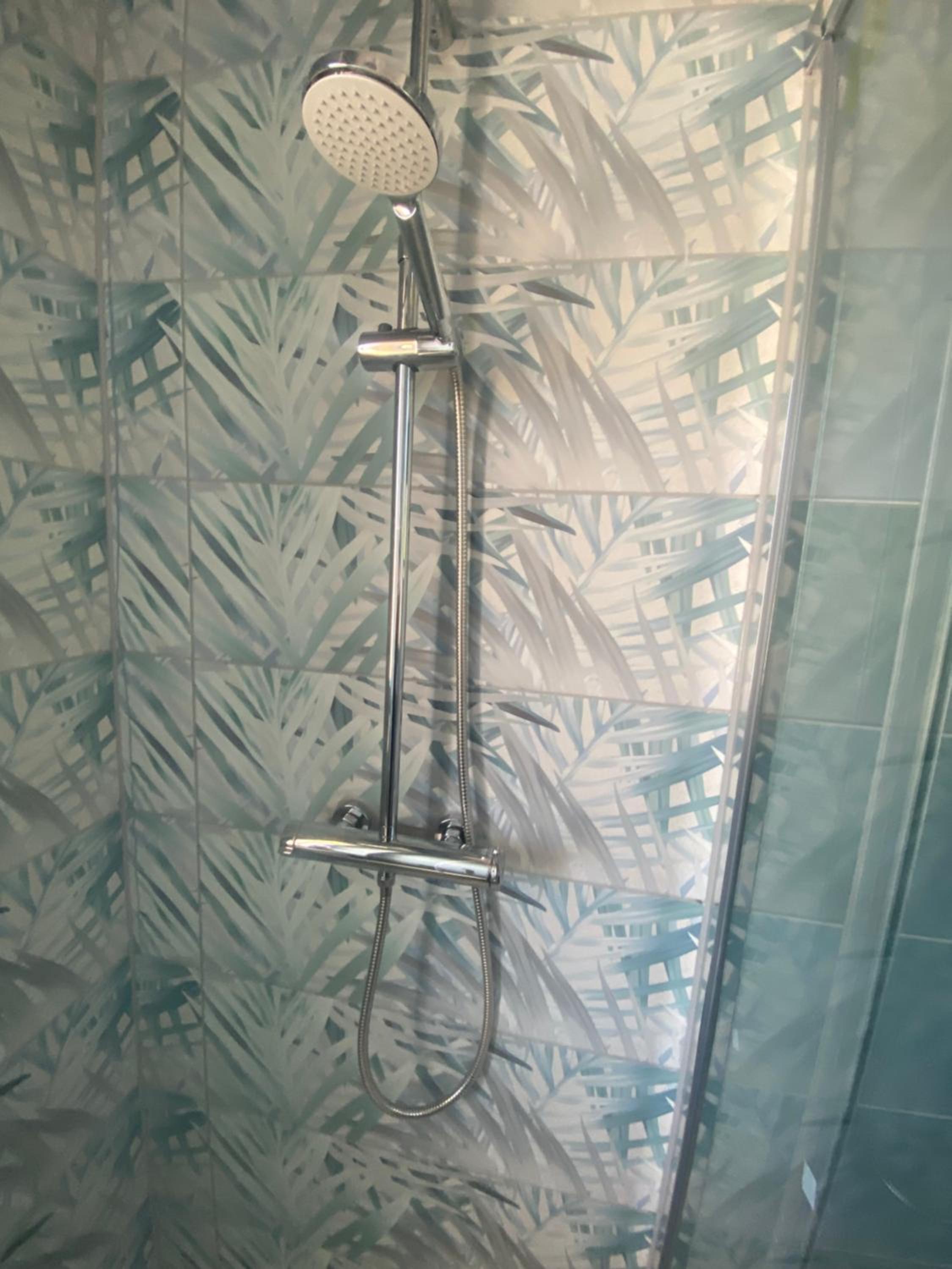 Mon Amour en Ortona — bathroom