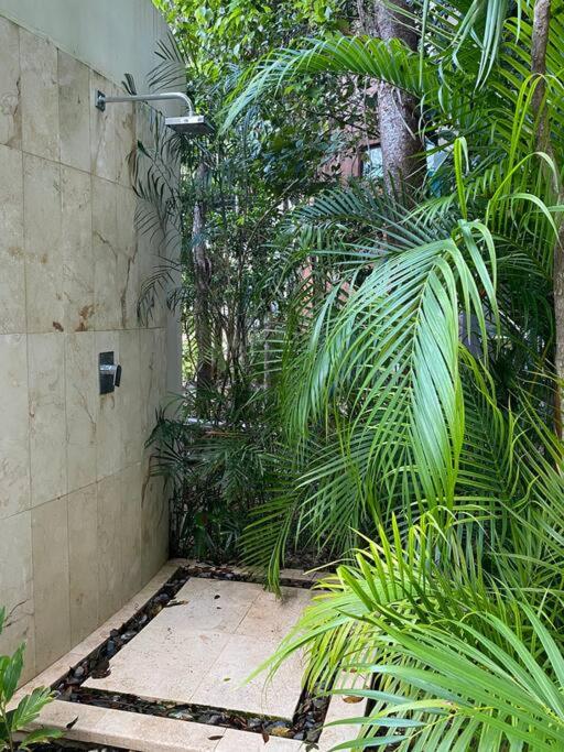 Beautiful Villa Close to Top Attractions view 5