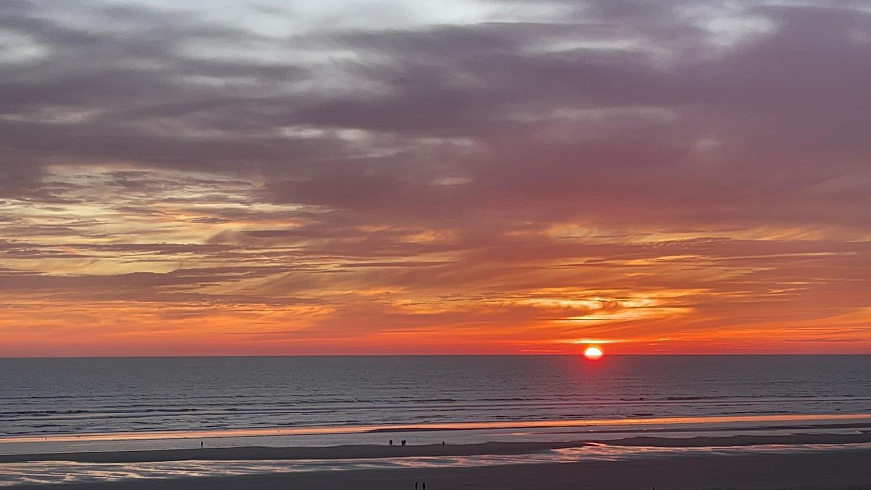Aurum Hues by Seabrook Hospitality view 2