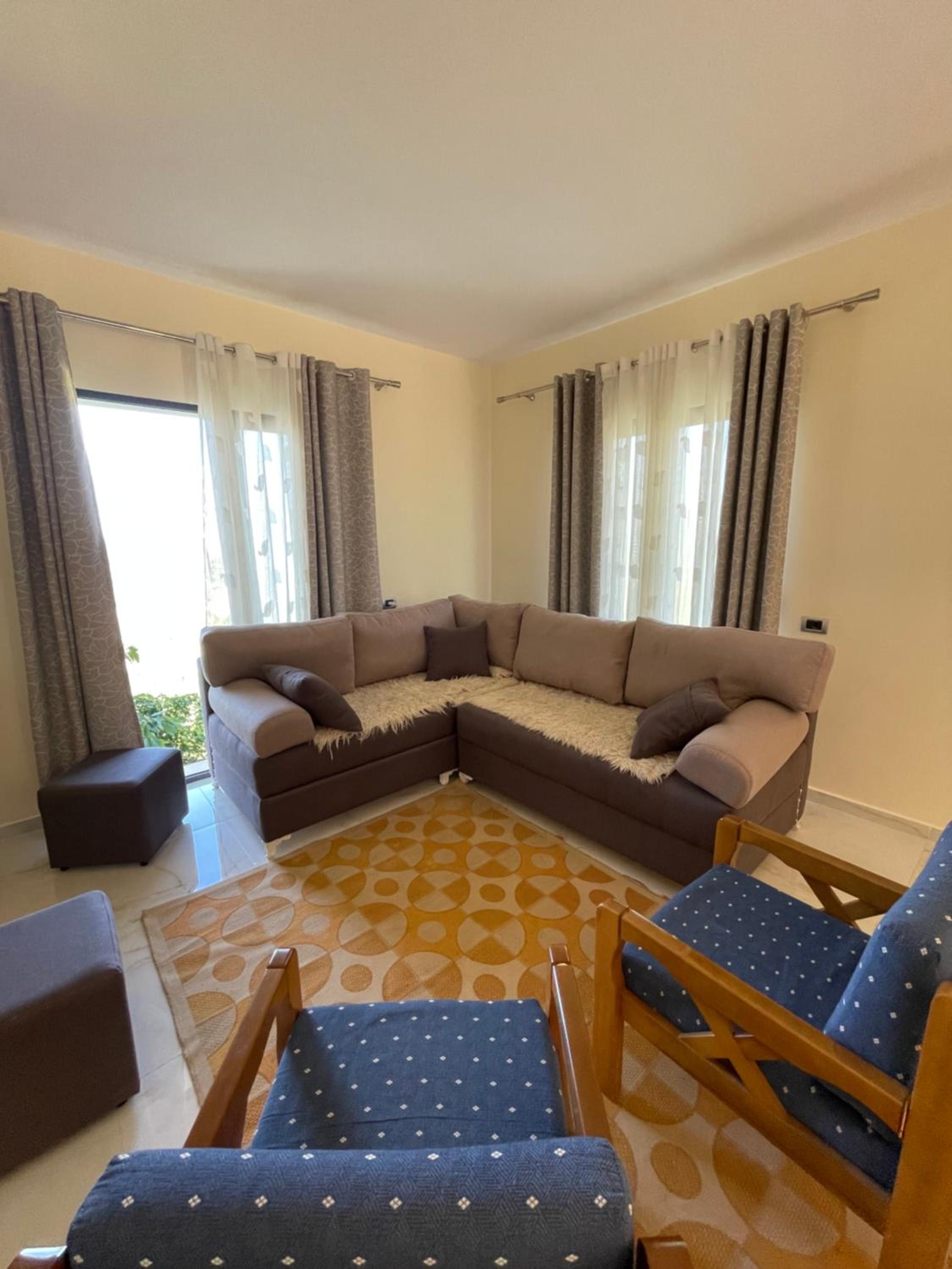 Shtepia Natyres Gjinar photo 5