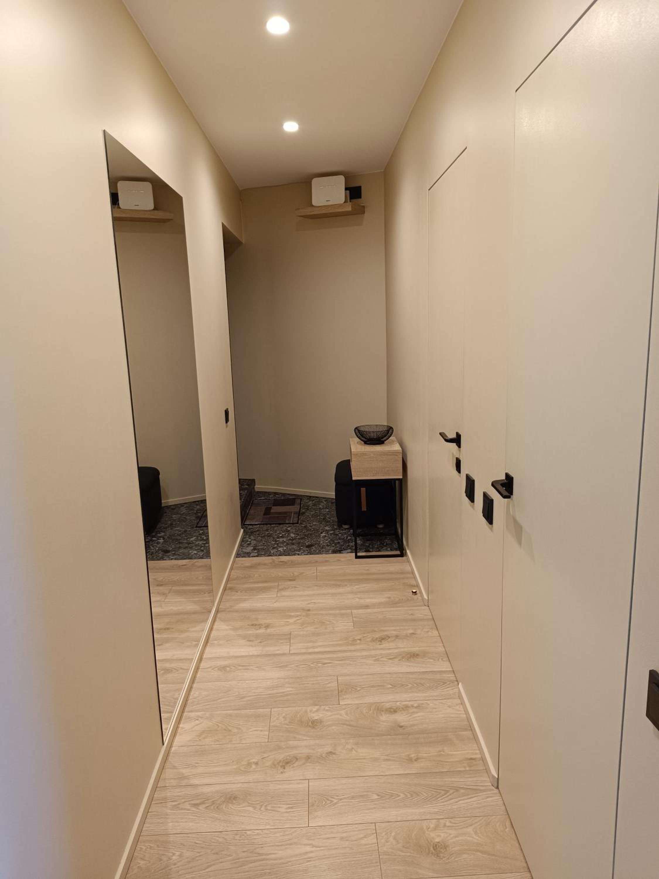 Windy City apartments view 4