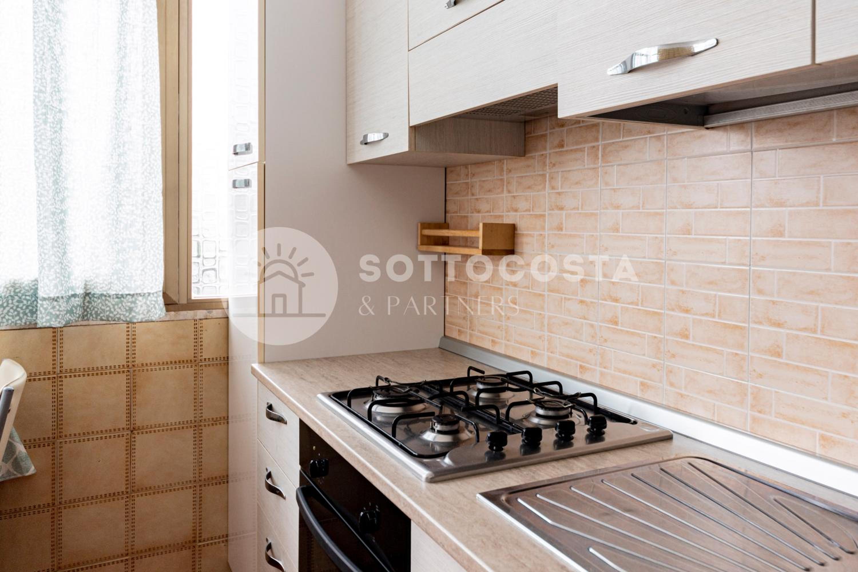 Lily Flat - San Foca view 5