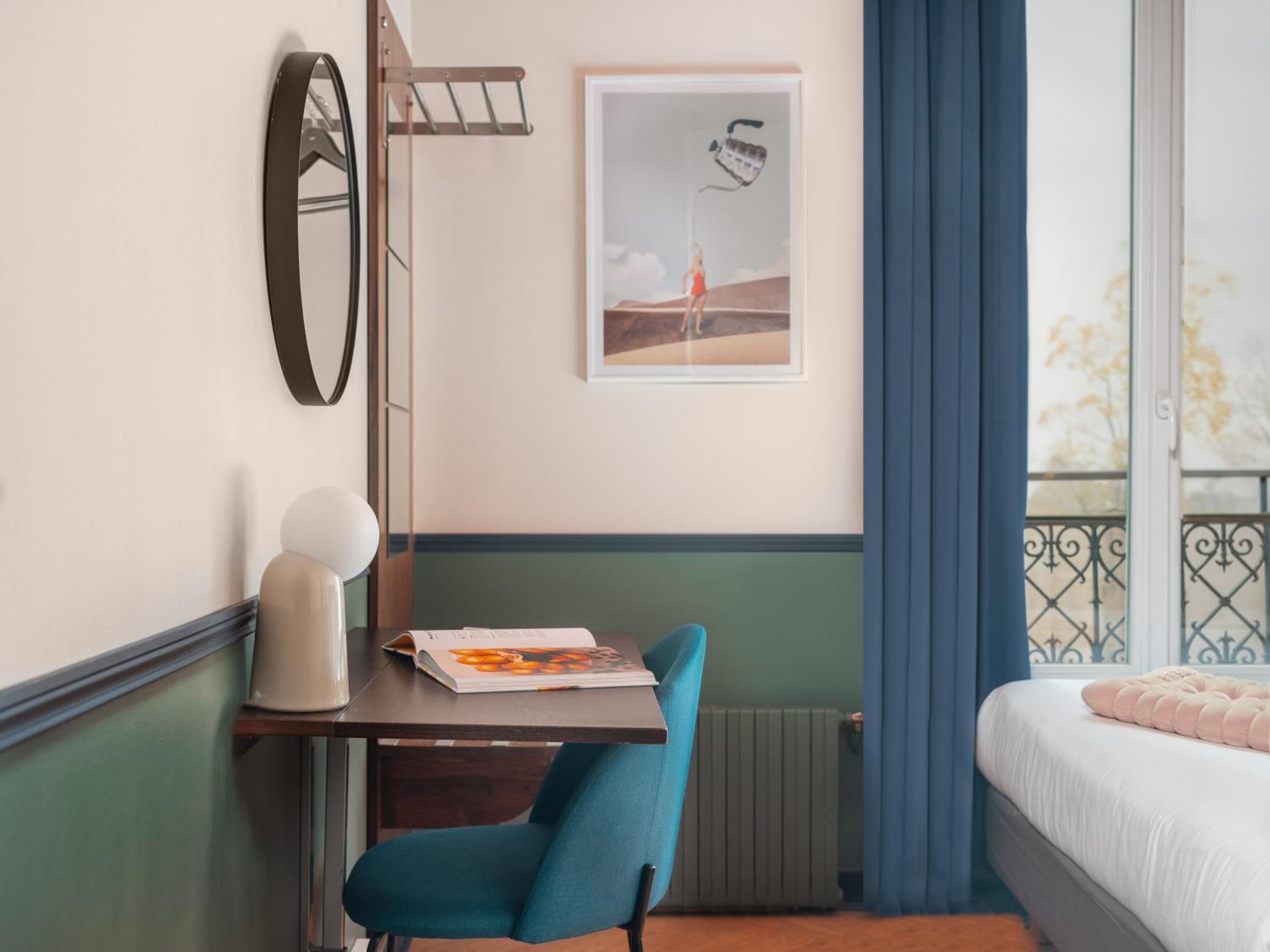 Levallois-Perret Vacations - Hotel Biskui - Property Image 9
