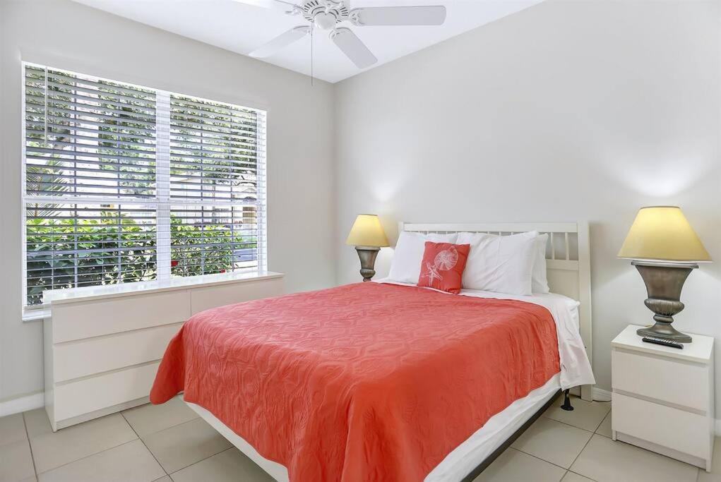 8457 Secret Cove at Emerald Island view 4