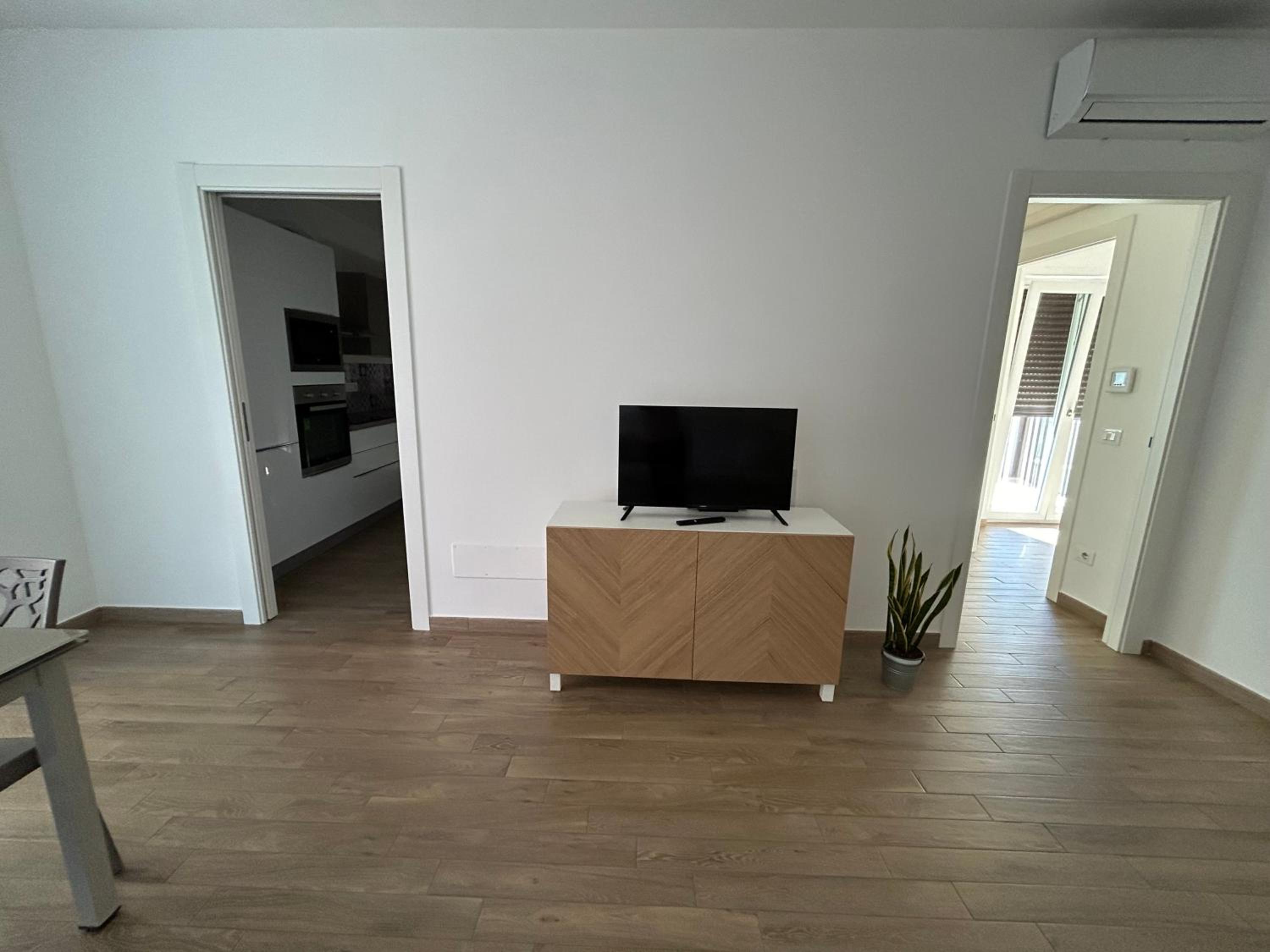 Residence Petroni 16 view 4