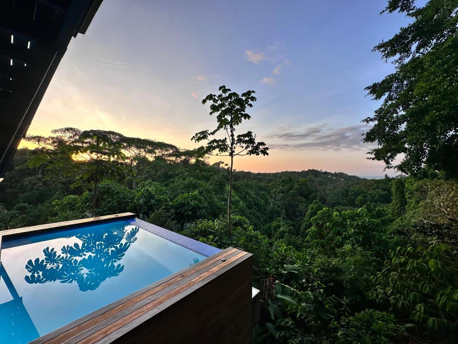 Southern Drake Lodge