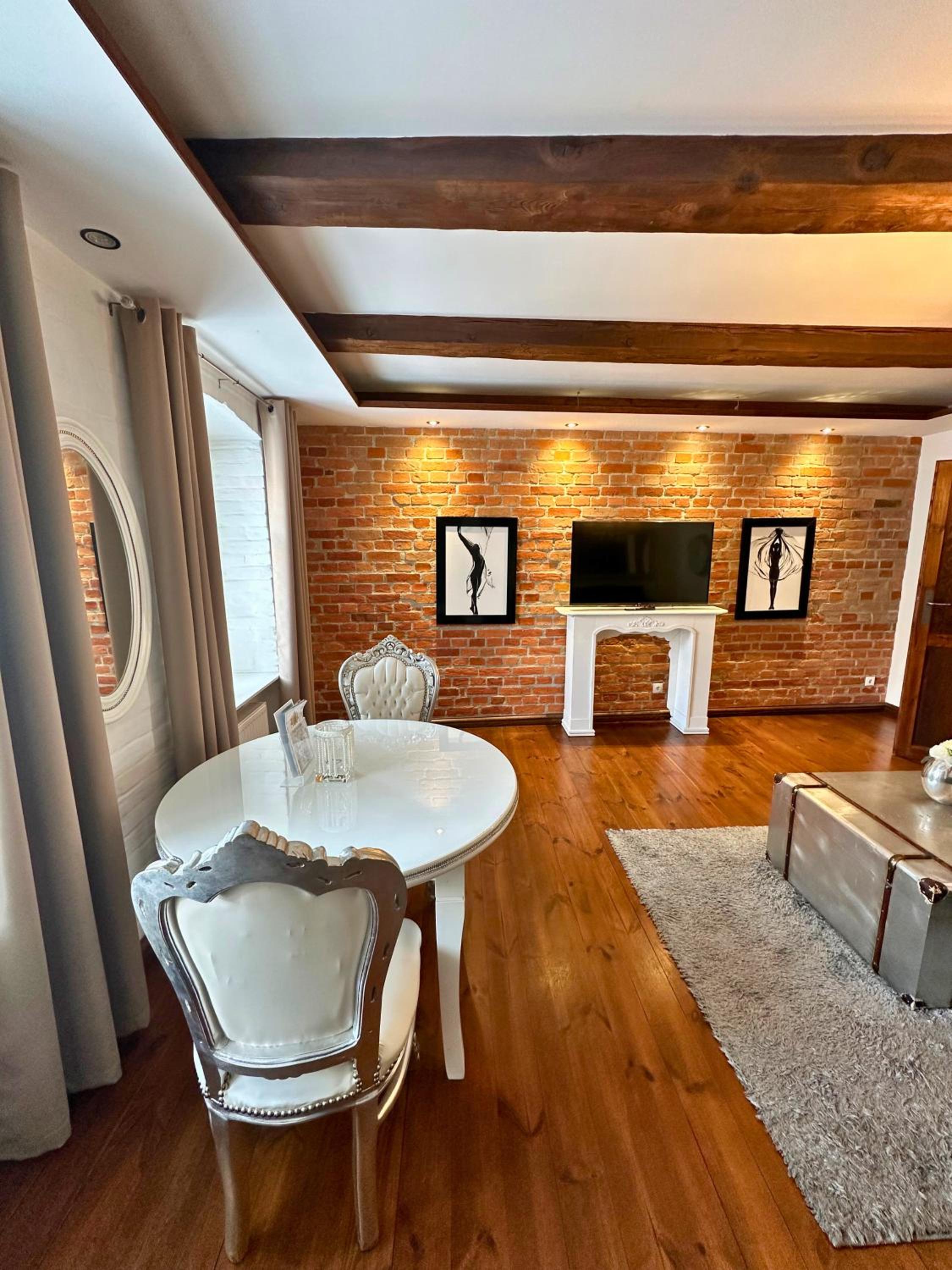 Perfect Stay - 
