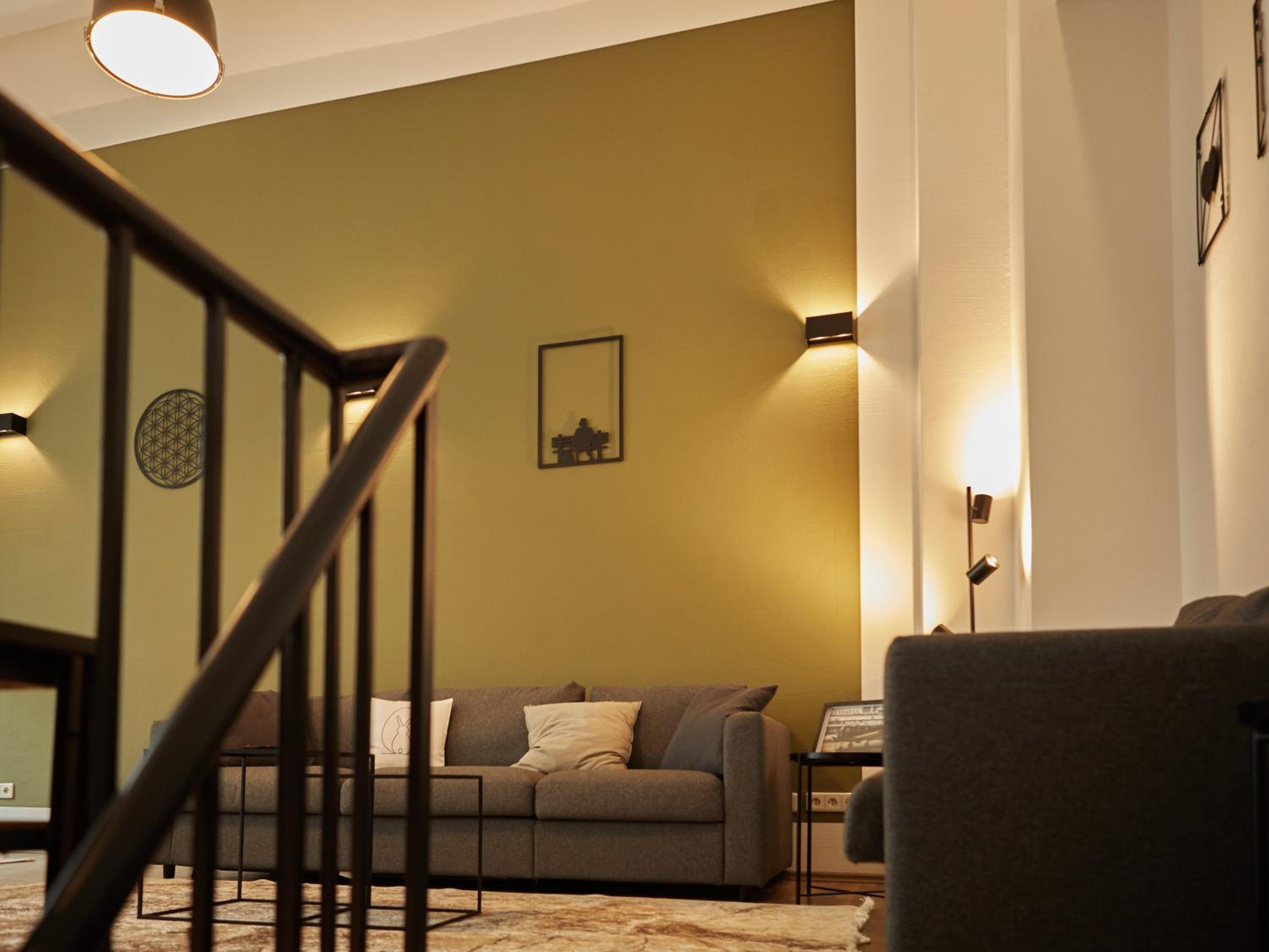 95m2 Loft Apartment mit Terasse 1B 2R Kreuzberg