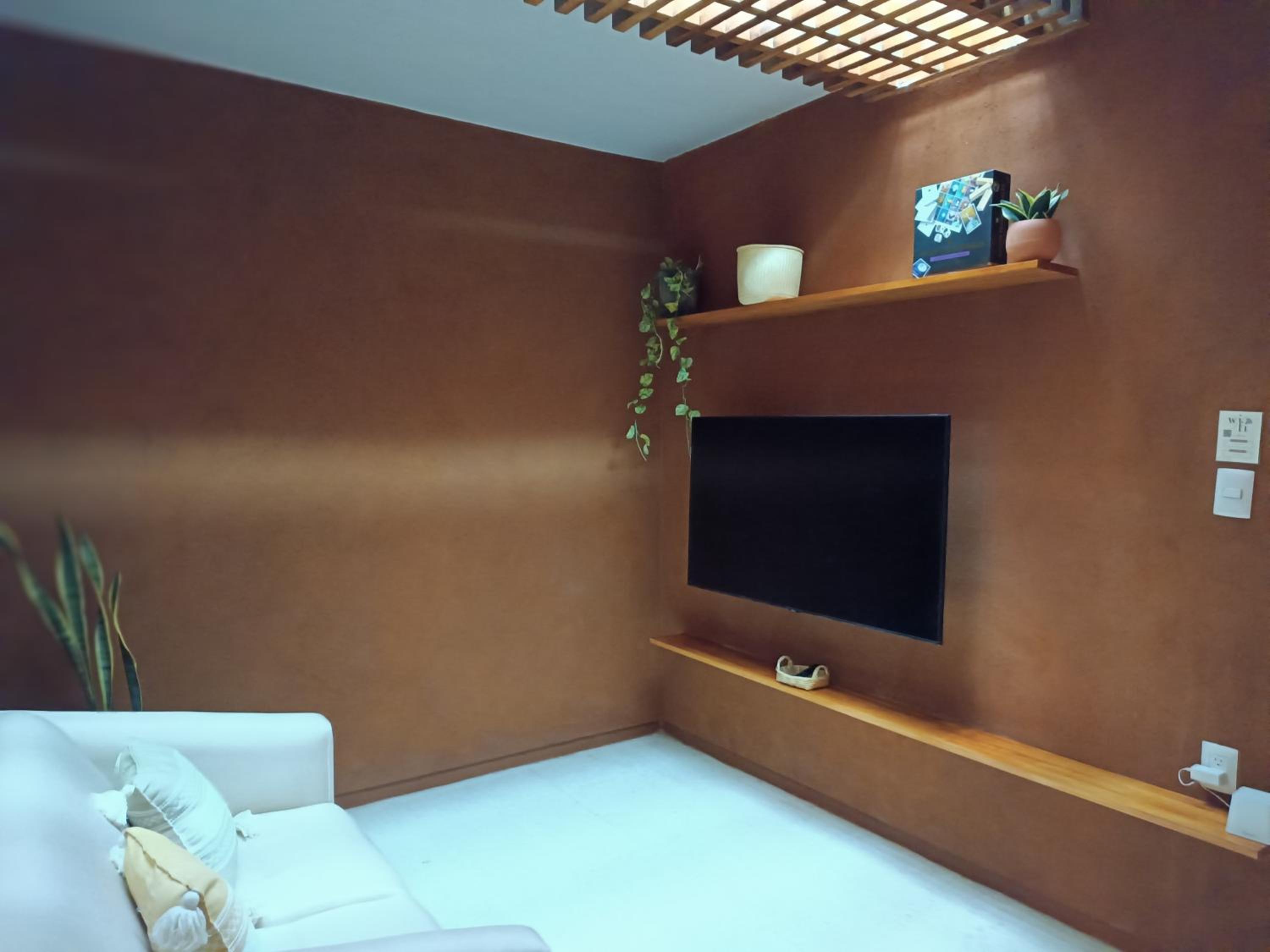 Casa Pina Boutique House with Terrace & Parking