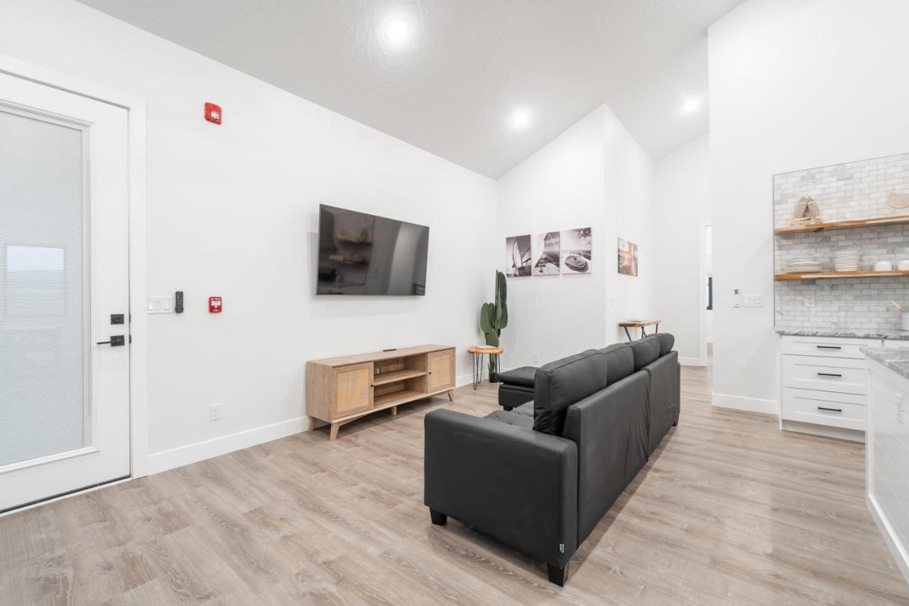 The Barefoot Bungalow