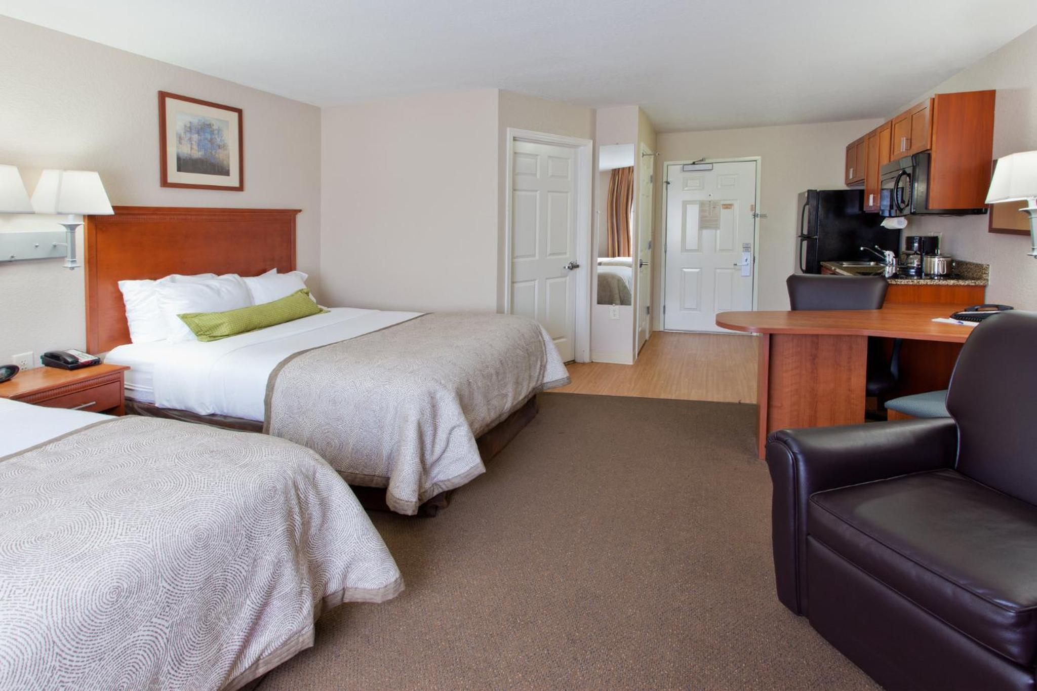 Lexington Vacations - Candlewood Suites Lexington, an IHG Hotel - Property Image 38