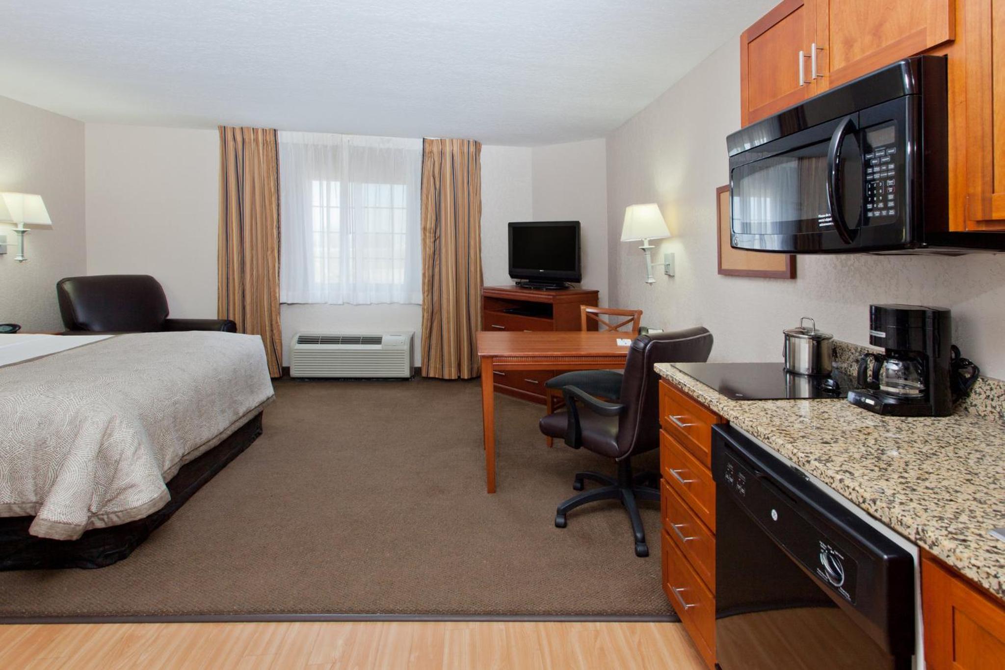 Lexington Vacations - Candlewood Suites Lexington, an IHG Hotel - Property Image 41