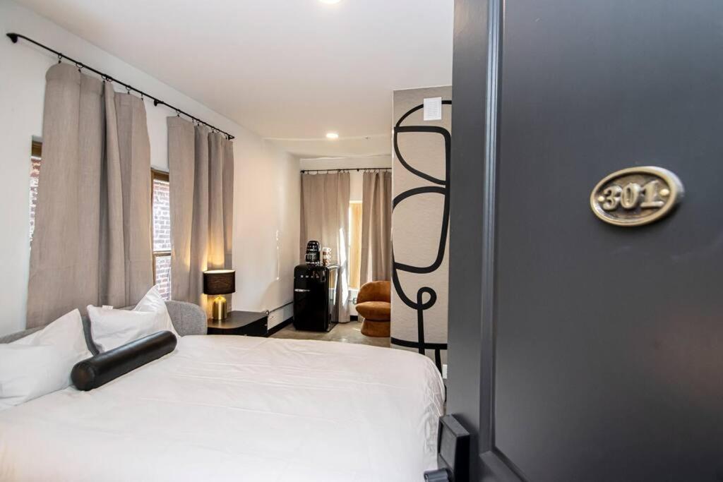 Steps to Bathhouses, Restaurants, Heart of Downtown, Room # 301 view 3