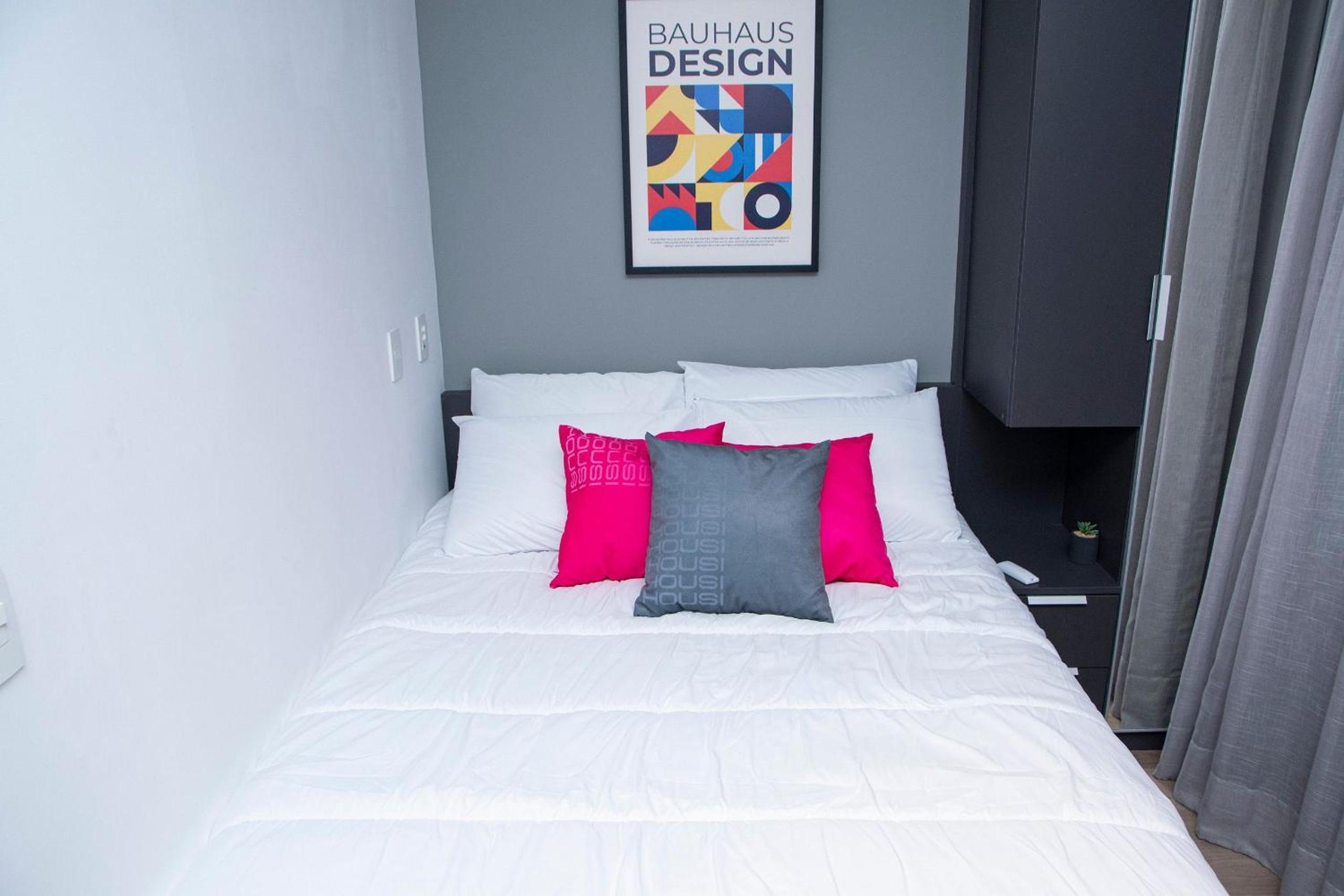 Pamplona Studios by Housi