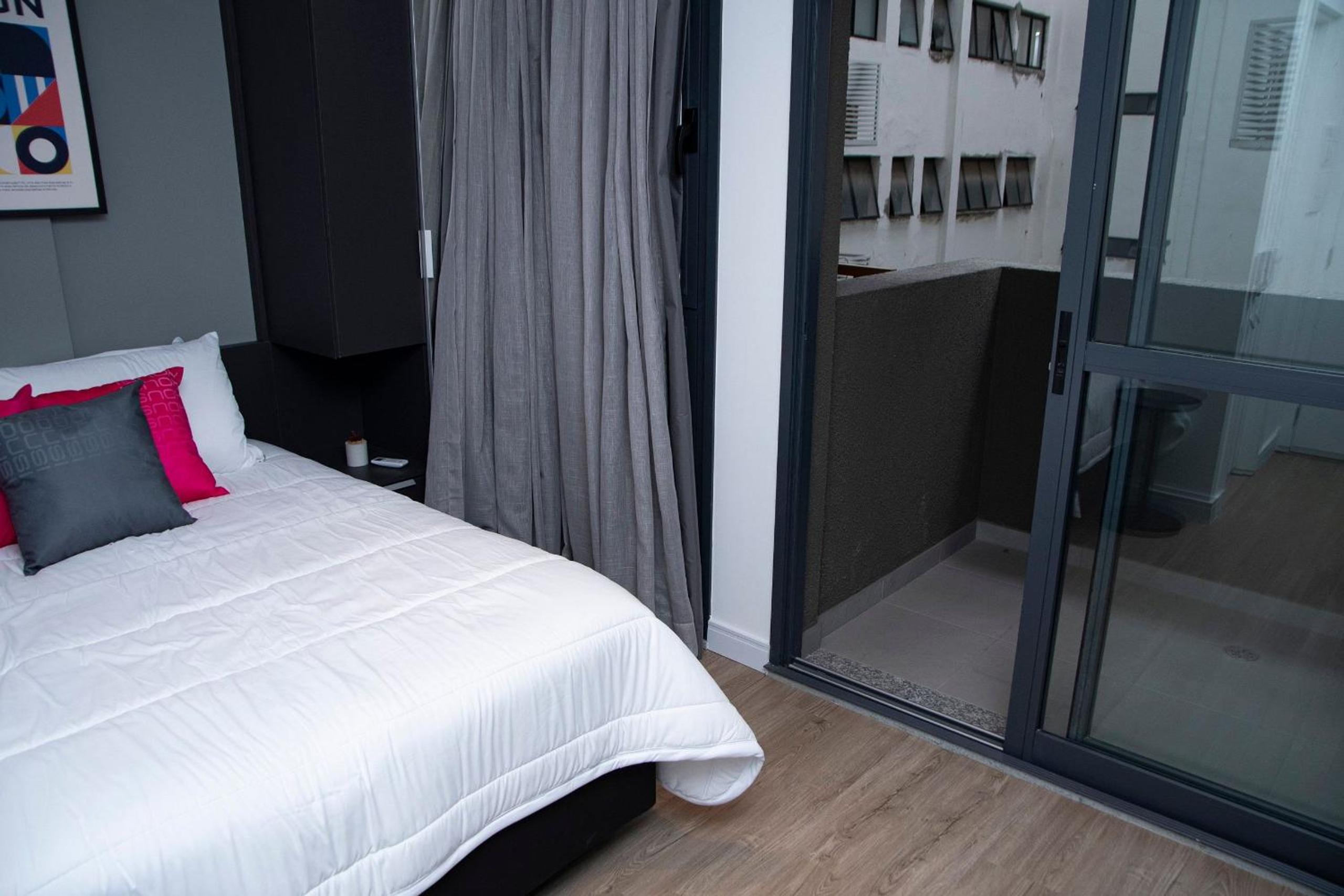 Pamplona Studios by Housi