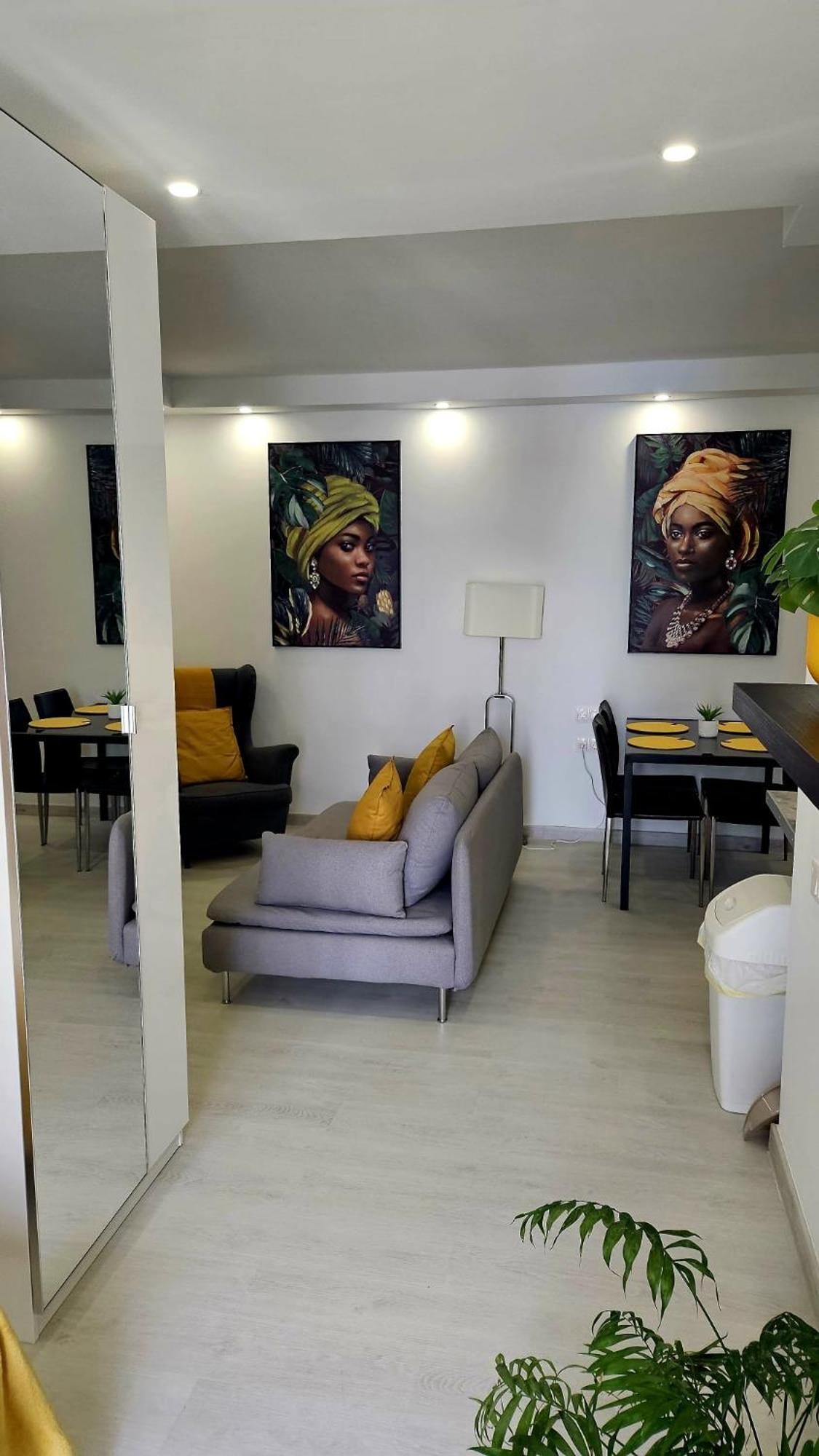 Papagayo Beach Apartments