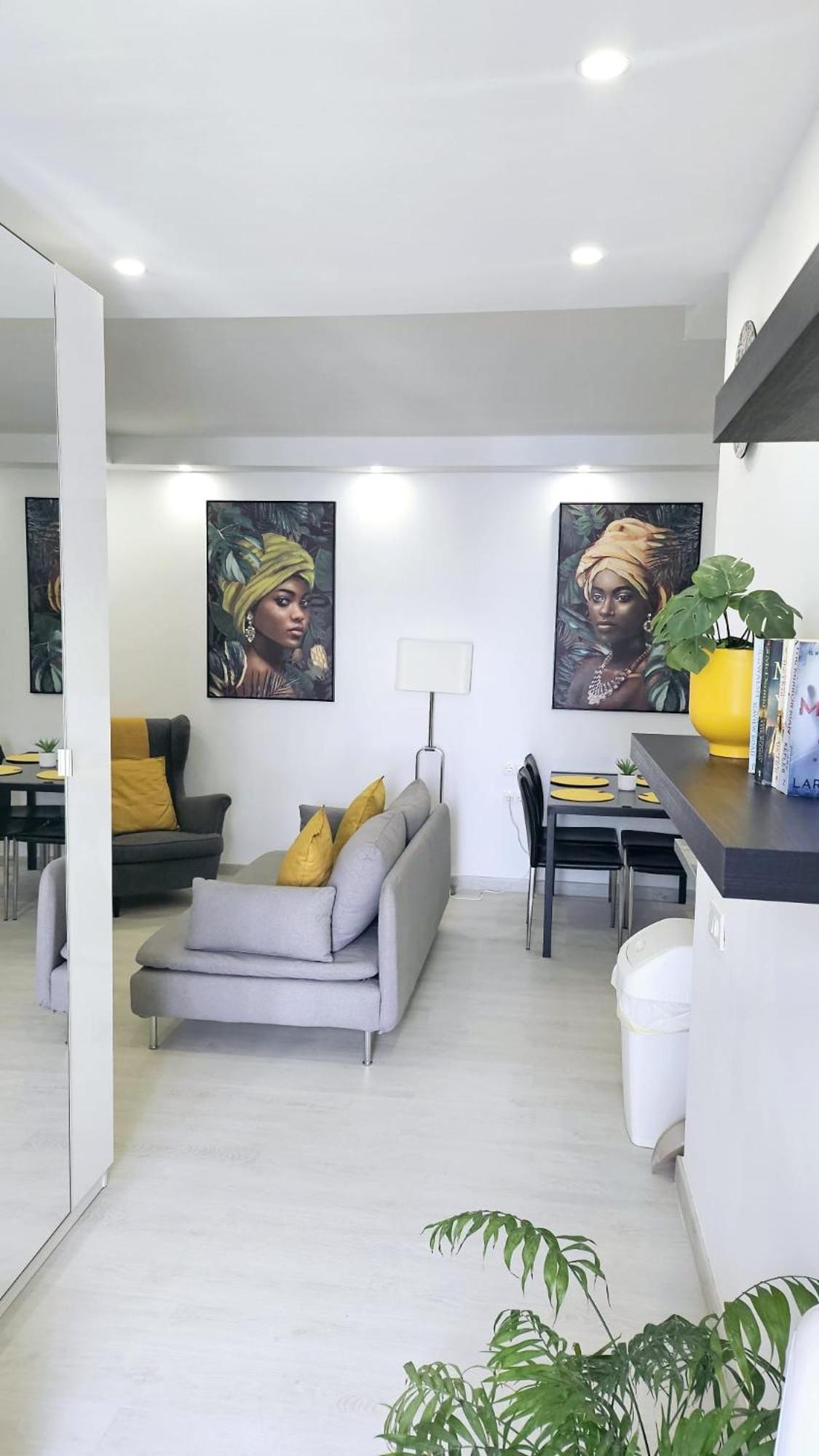 Papagayo Beach Apartments