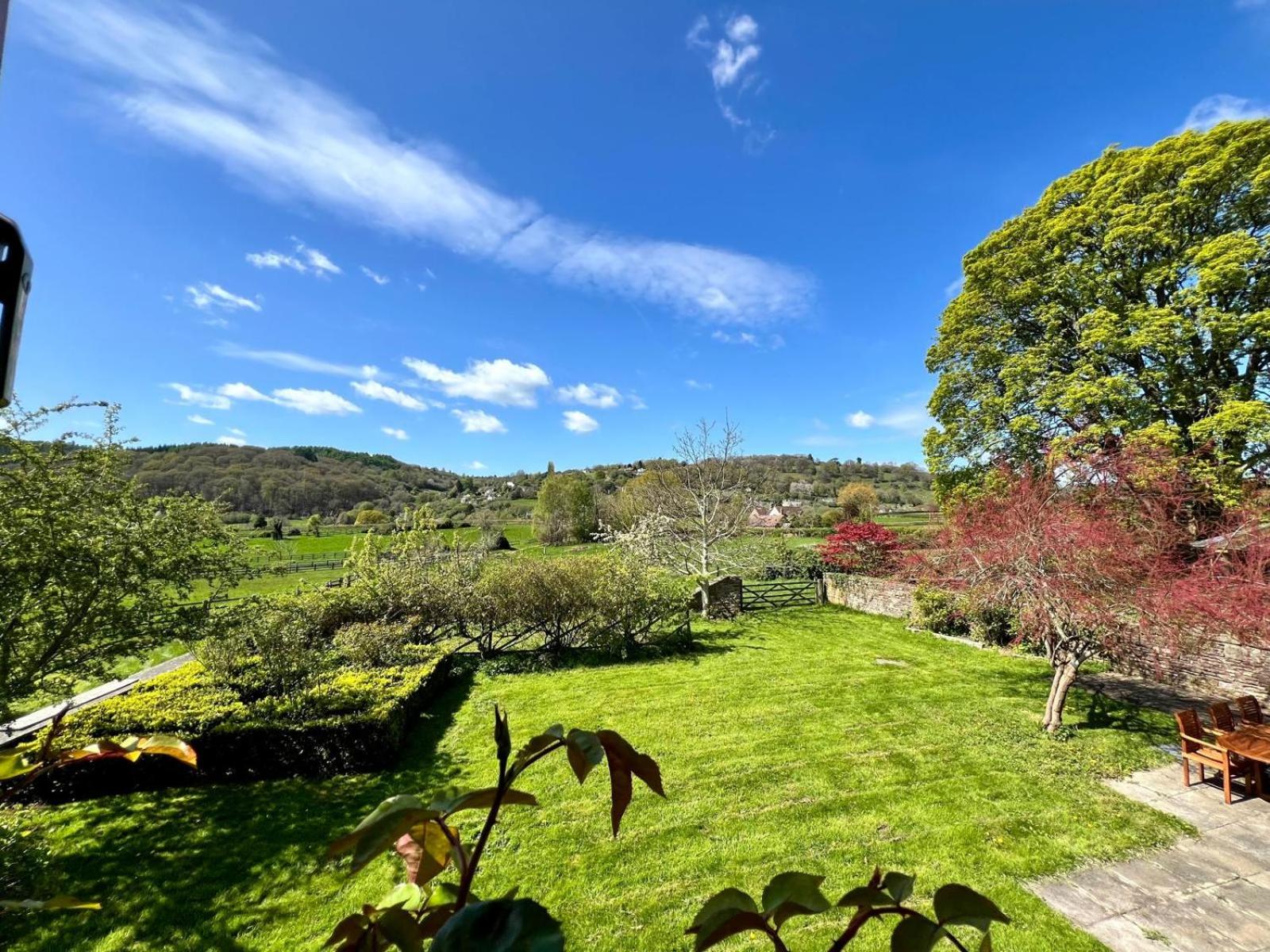 Abenhall cottages