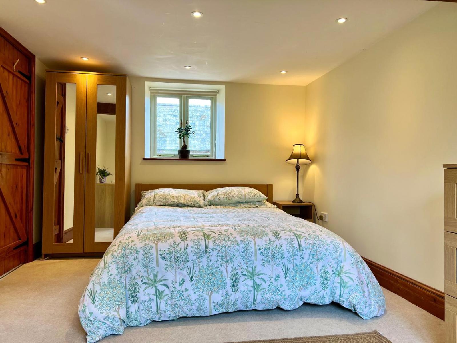 Abenhall cottages