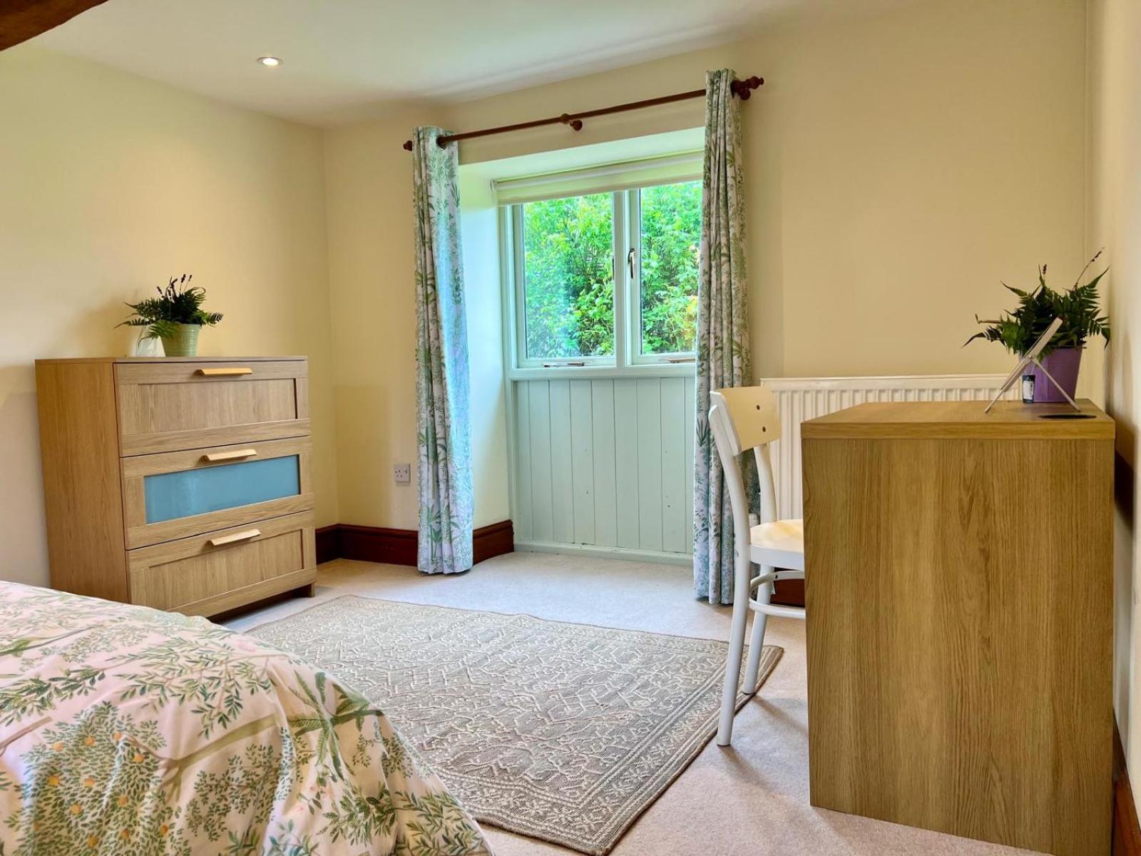 Abenhall cottages