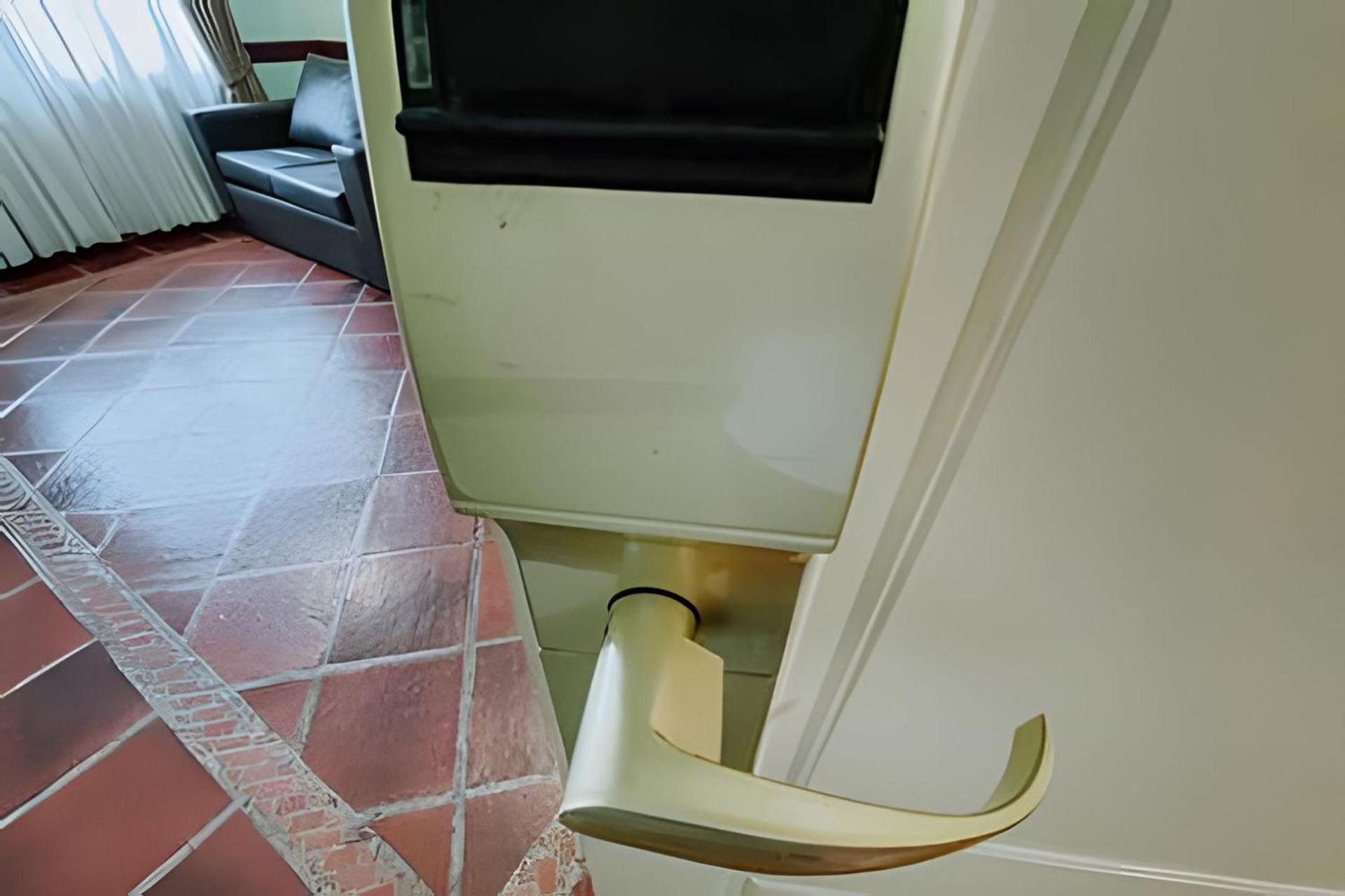 Viejo Lobo - Aunaisin apartamento sobre calle principal